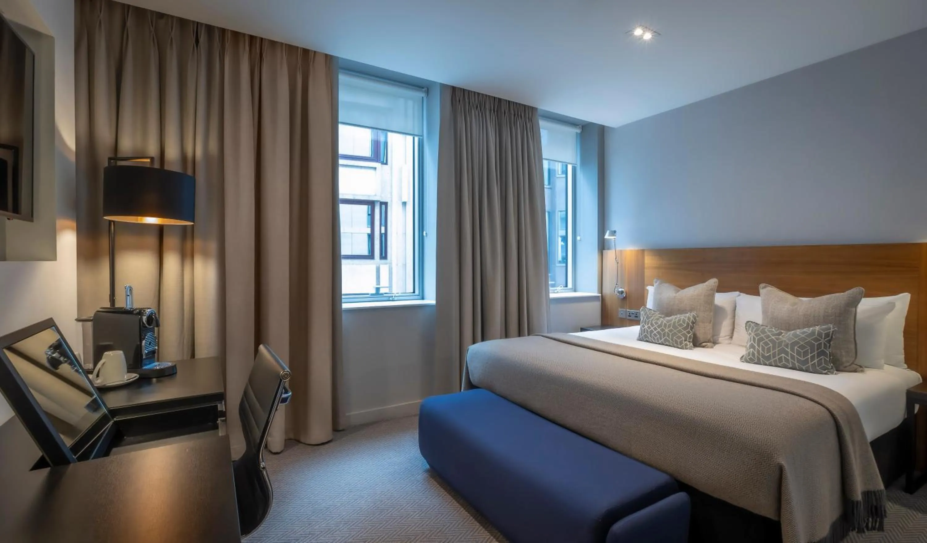 Bedroom, Bed in Clayton Hotel London Wall