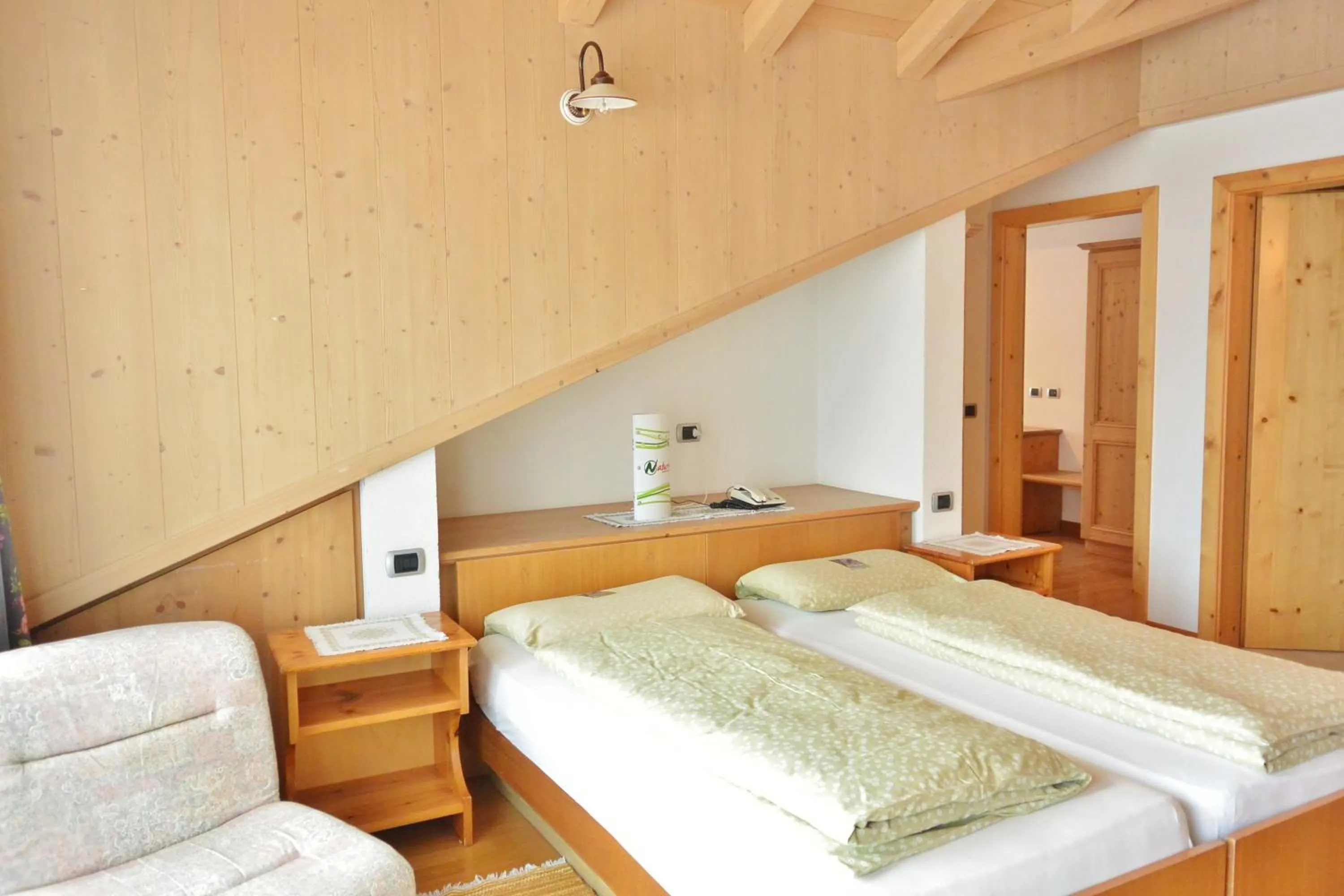 Bed in Hotel Garnì al Plan