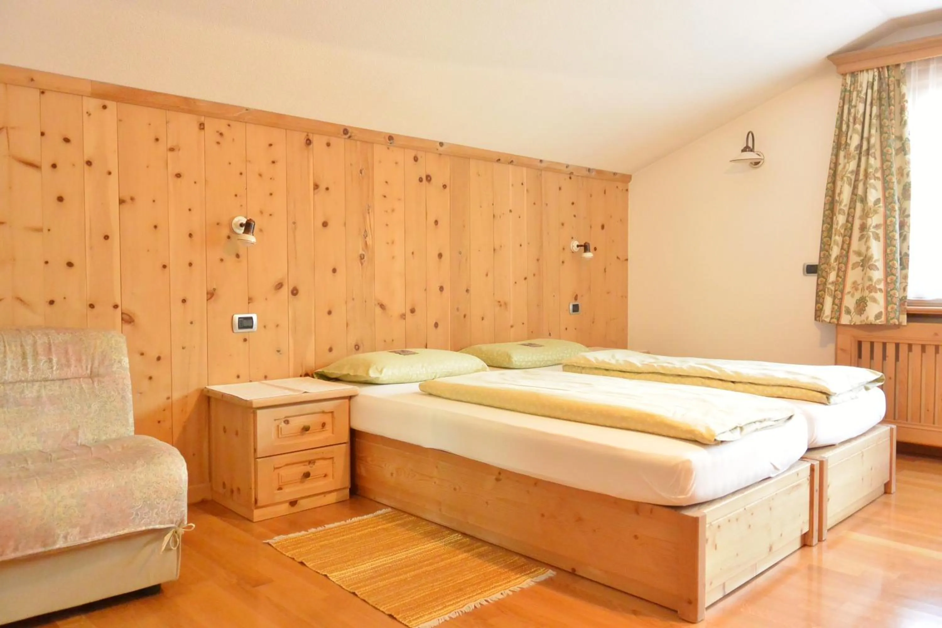 Bed in Hotel Garnì al Plan