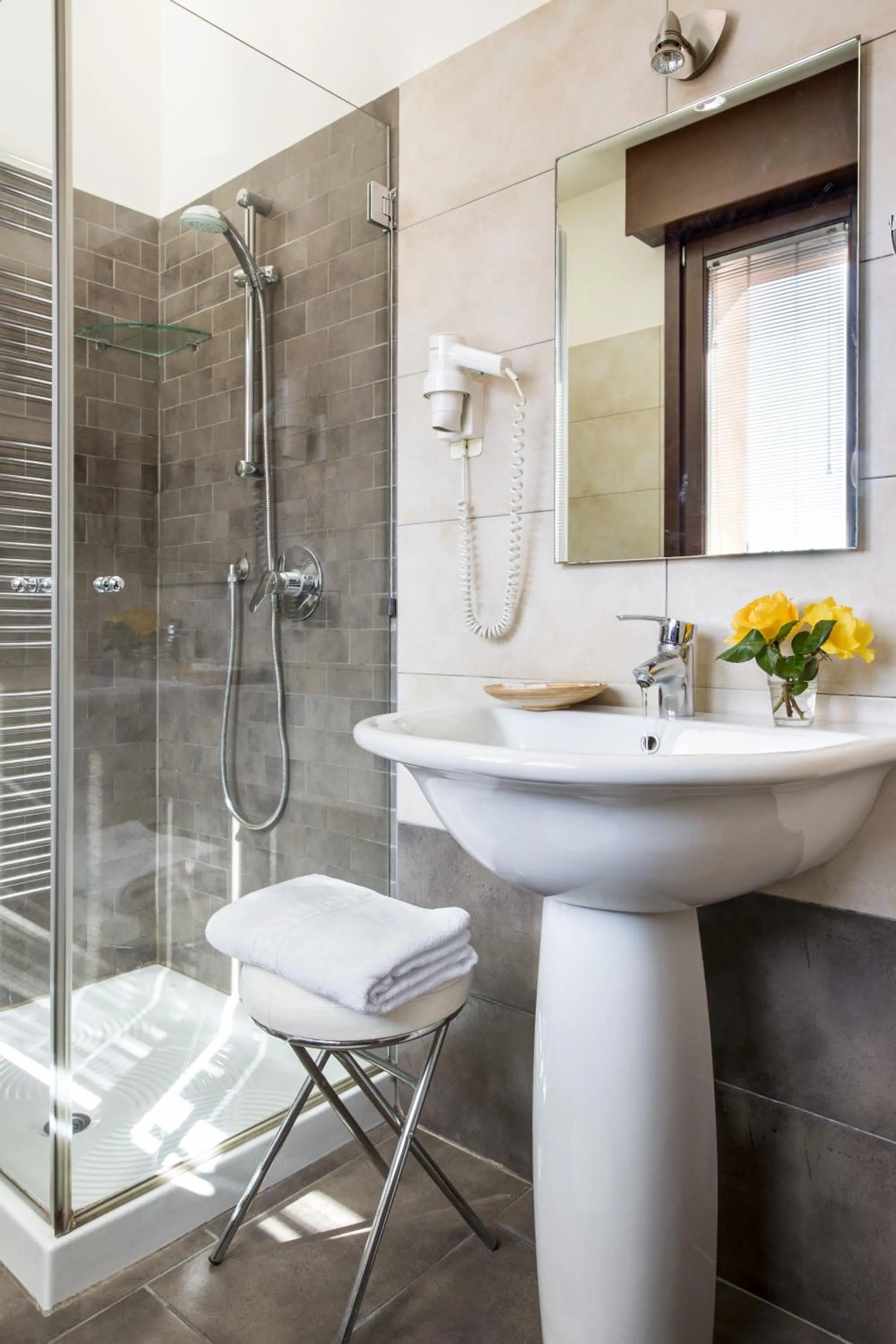 Shower in Hotel San Pietro