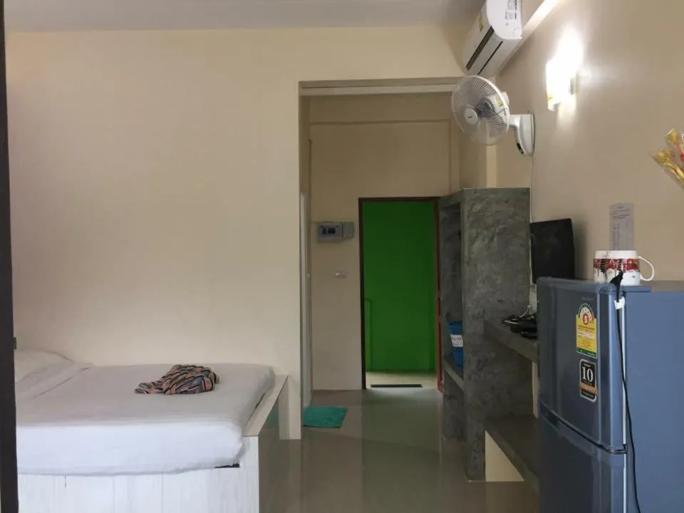 Photo of the whole room, Bed in Budchui Guesthouse