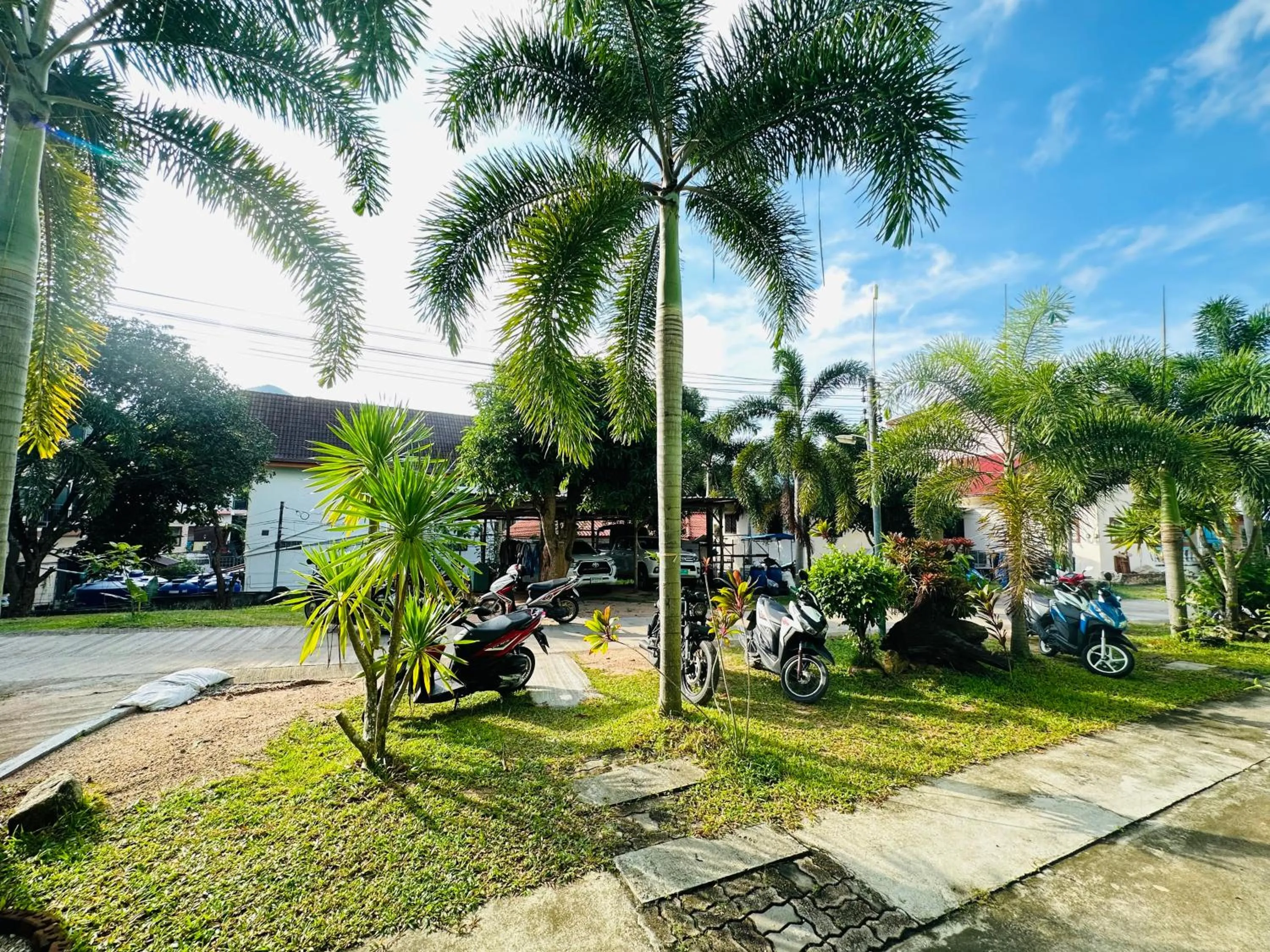 Parking in Budchui Guesthouse