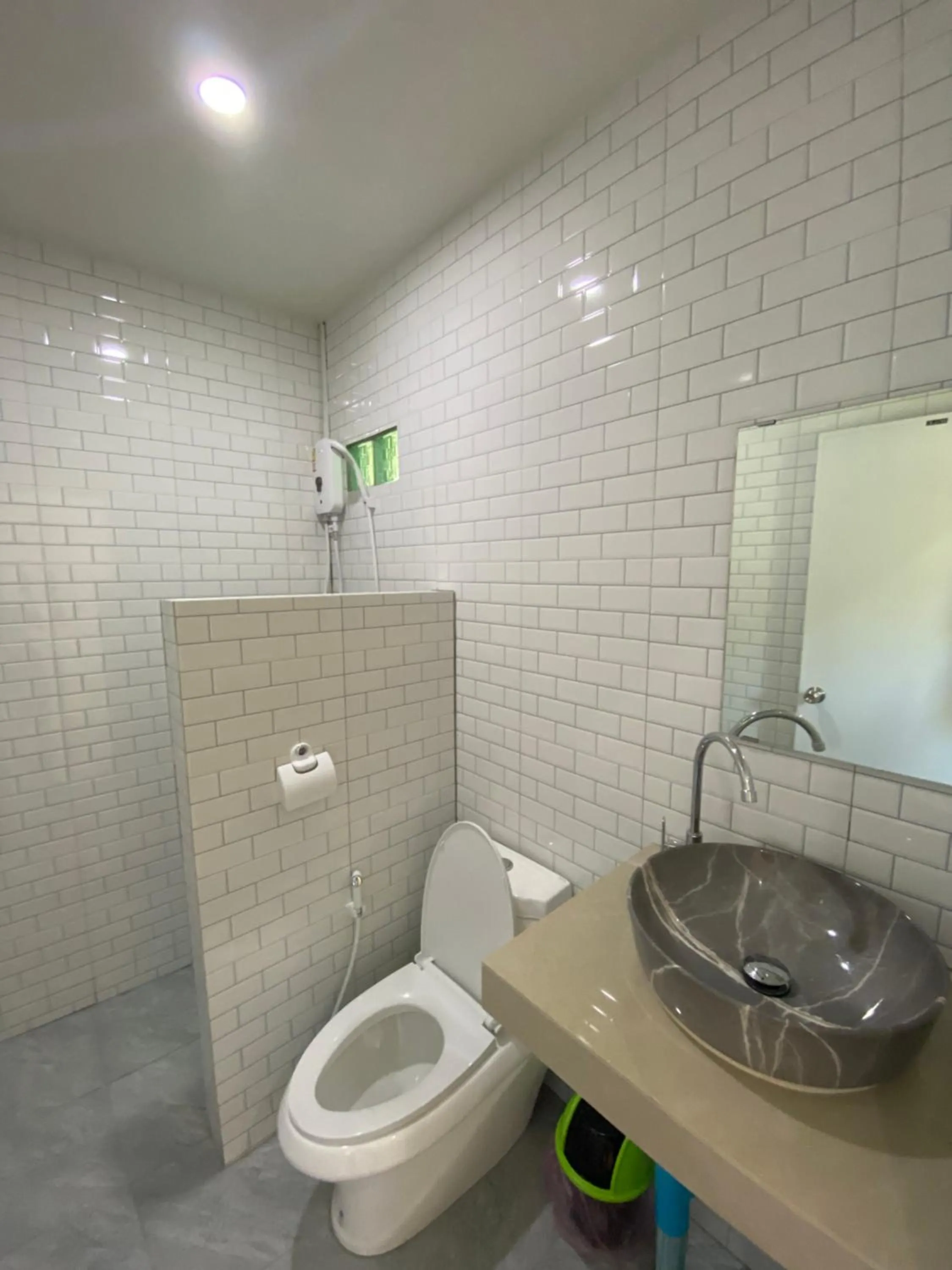 Bathroom in Budchui Guesthouse