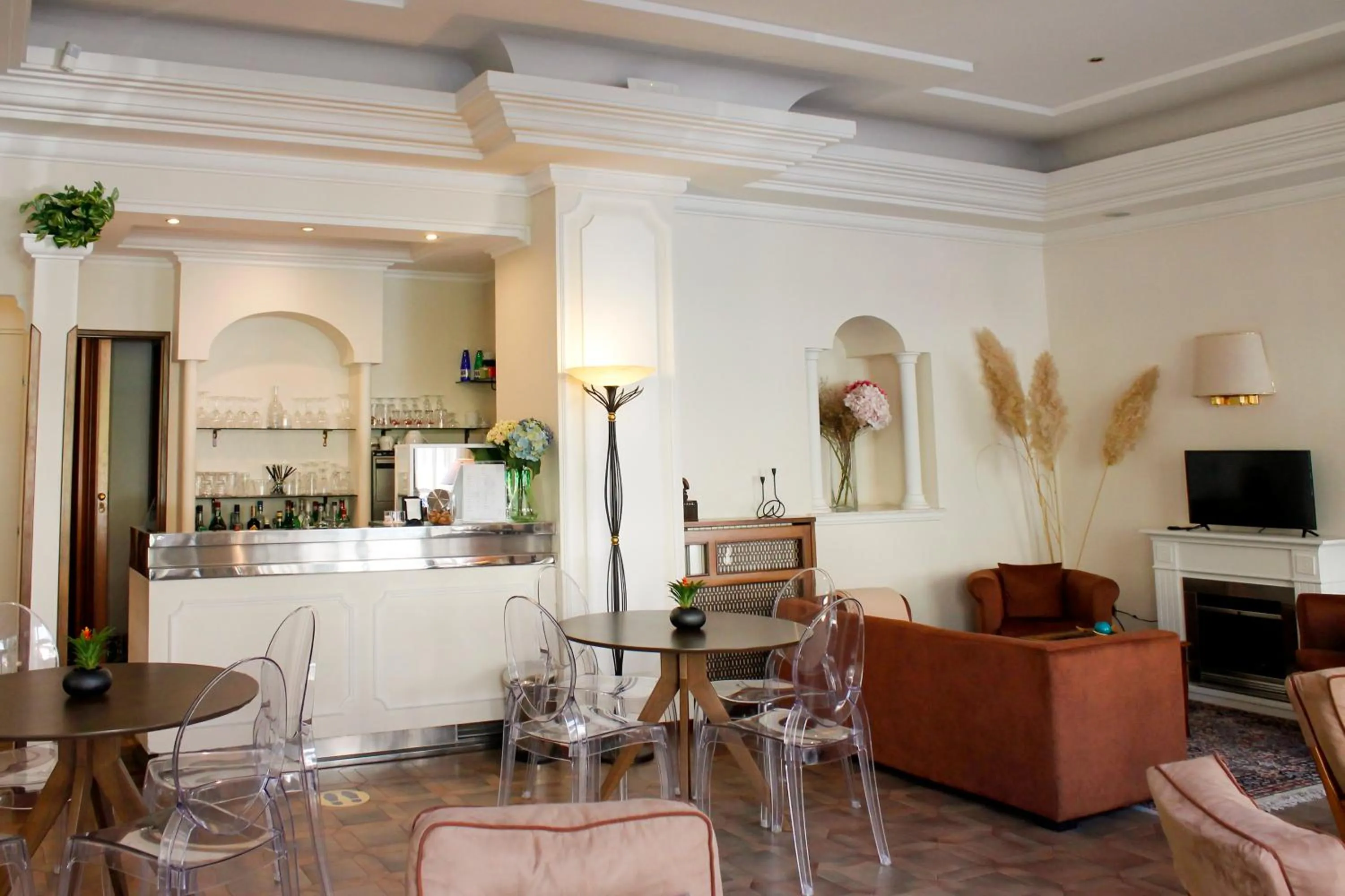Lounge or bar in Hotel Delle Ortensie