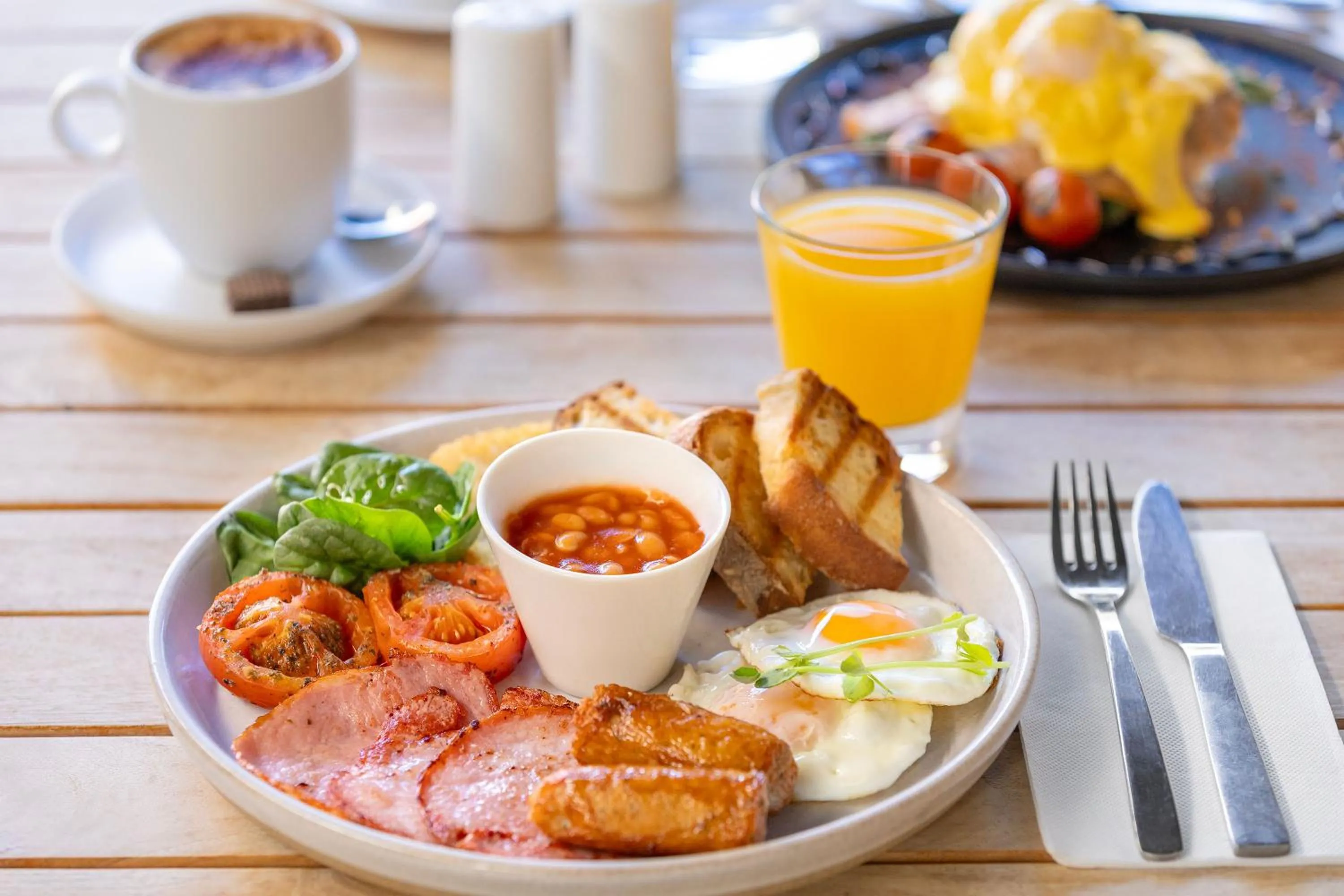 Breakfast in Club Wyndham Perth, Trademark Collection by Wyndham