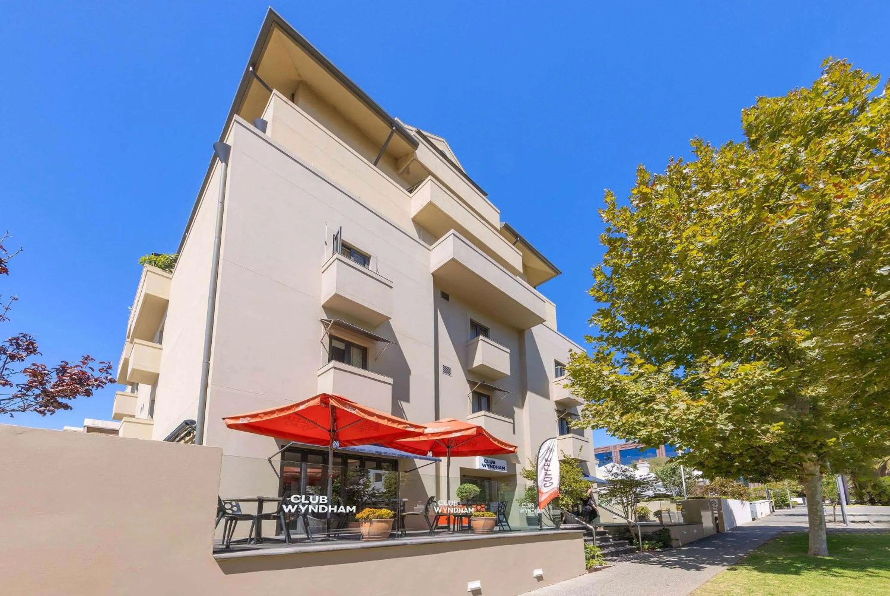 Property building in Club Wyndham Perth, Trademark Collection by Wyndham