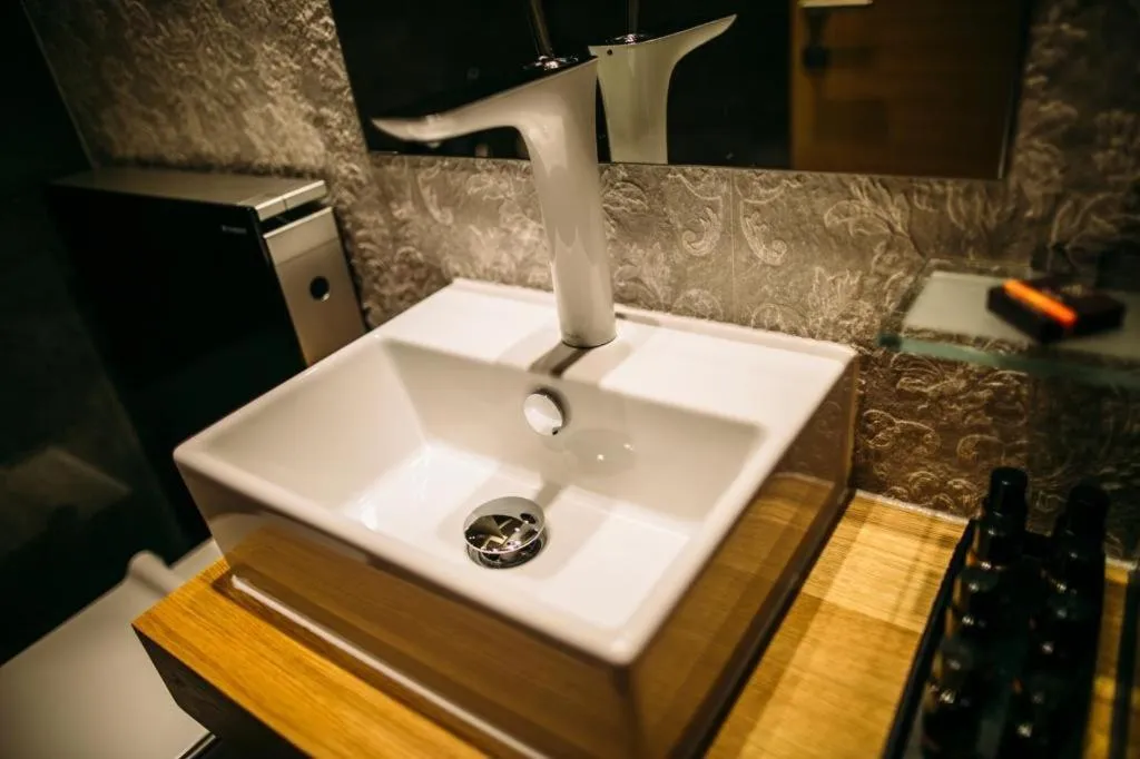 Bathroom in Rooms Lejletul