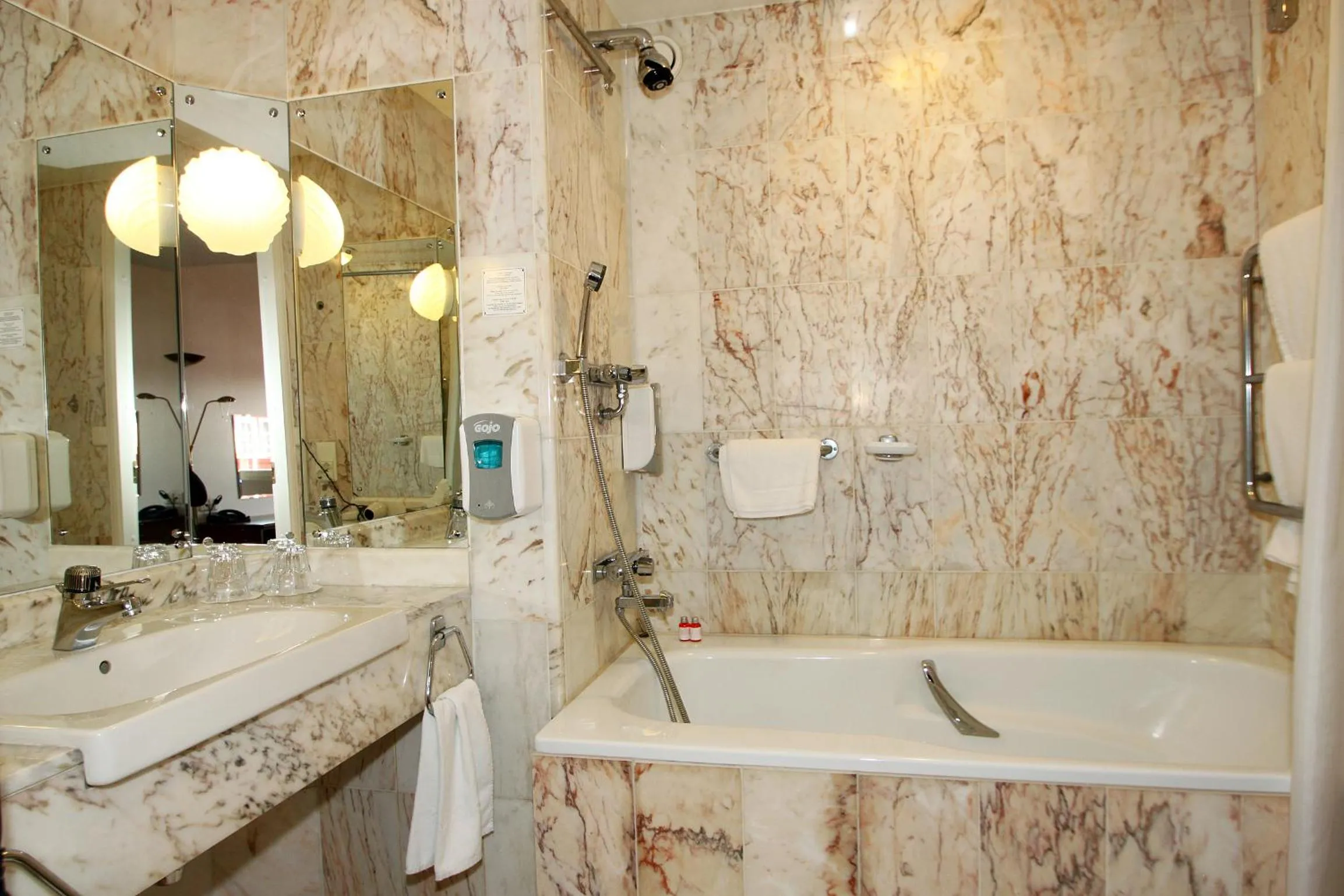 Bathroom in Hotel Hullu Poro