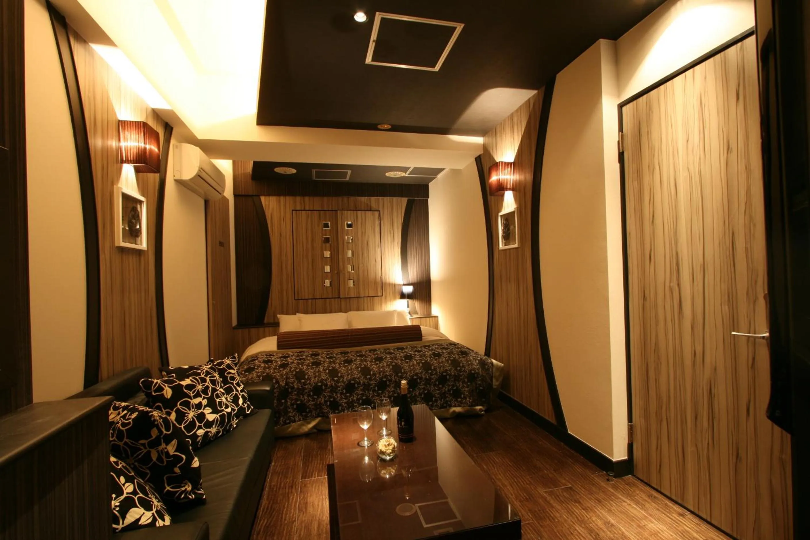 Photo of the whole room in Hotel VARKIN