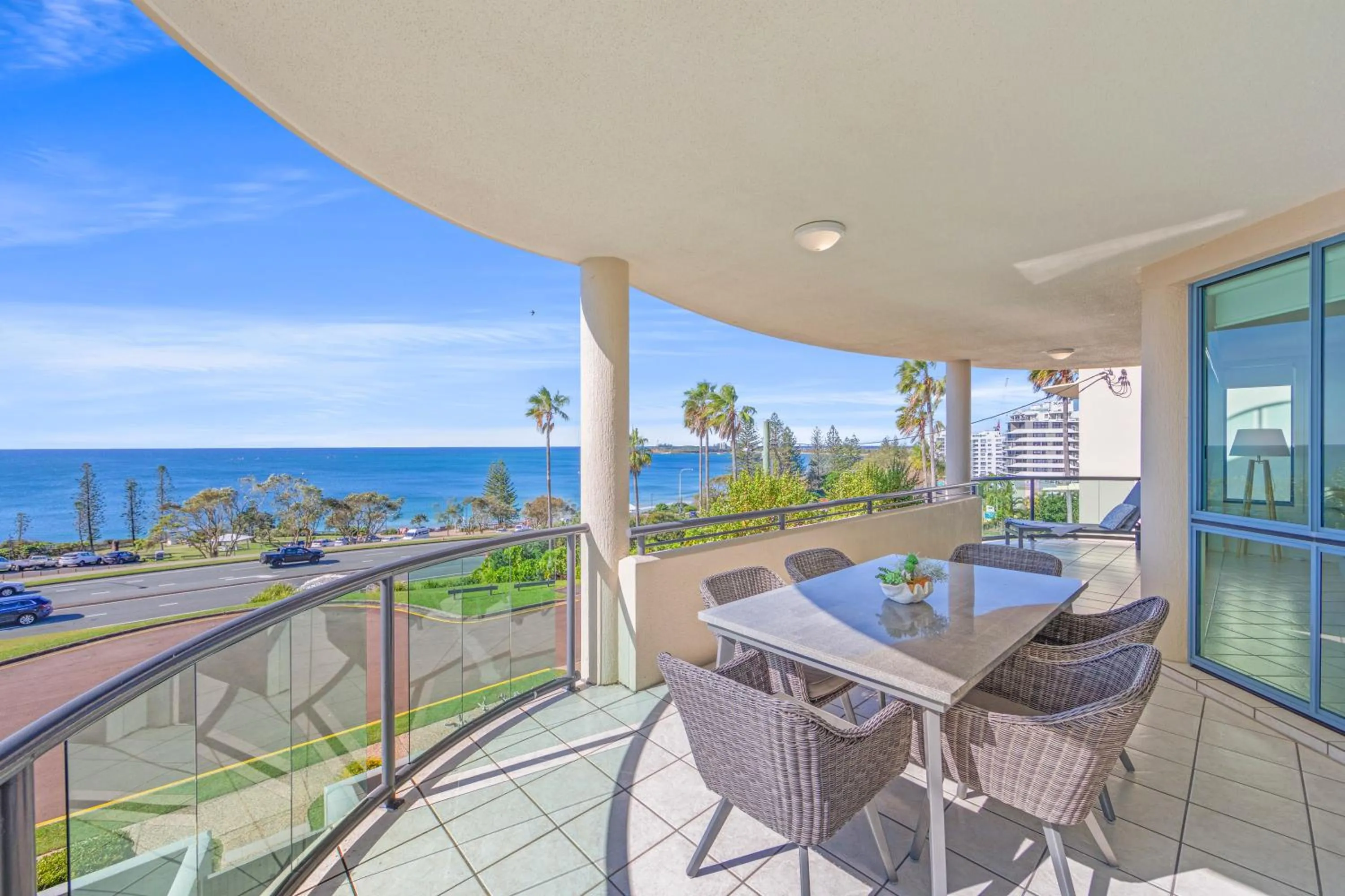 Balcony/Terrace in Alexandra on the Pacific