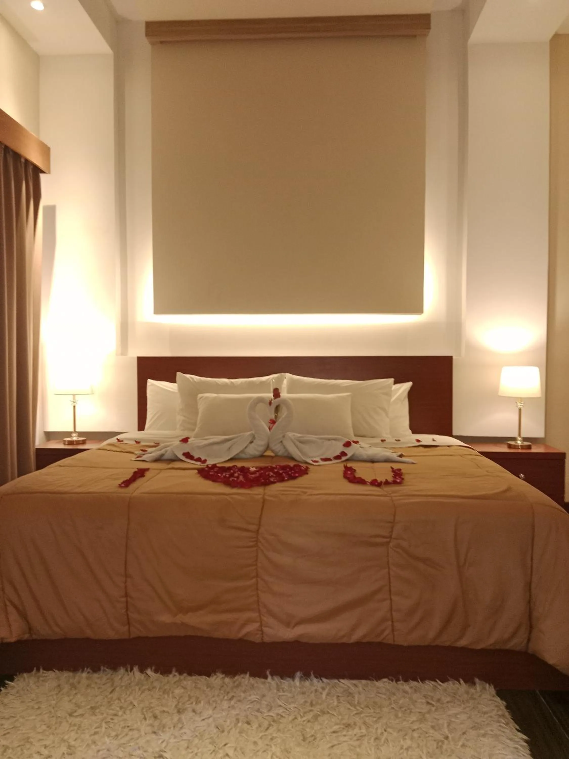 TV and multimedia, Bed in Muaya Villa