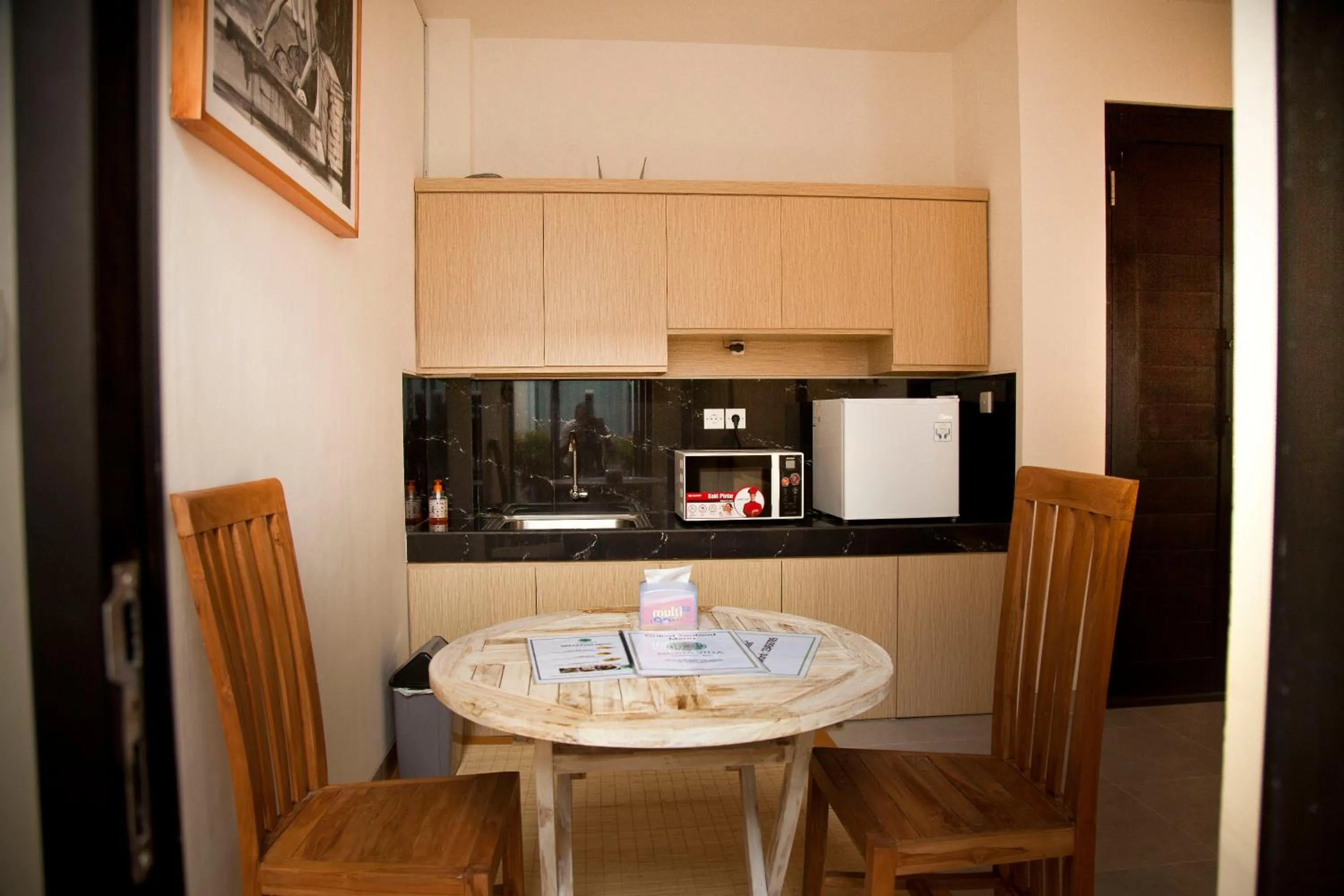 Kitchen or kitchenette in Muaya Villa