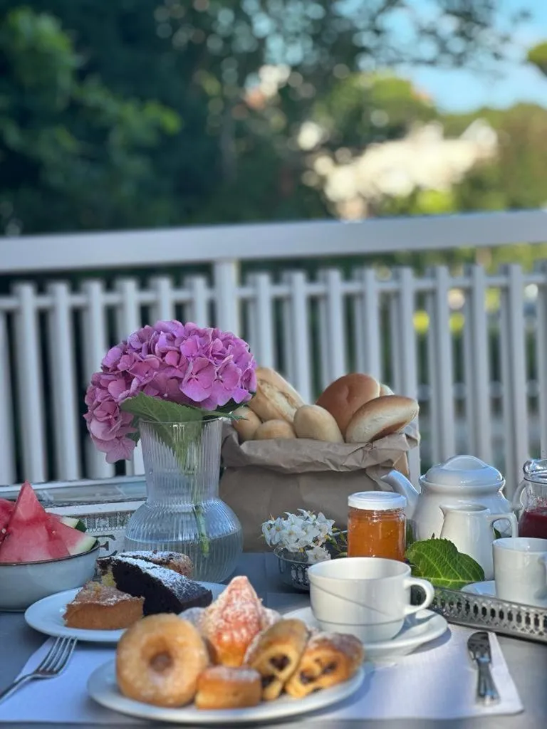 Breakfast in Hotel Singapore