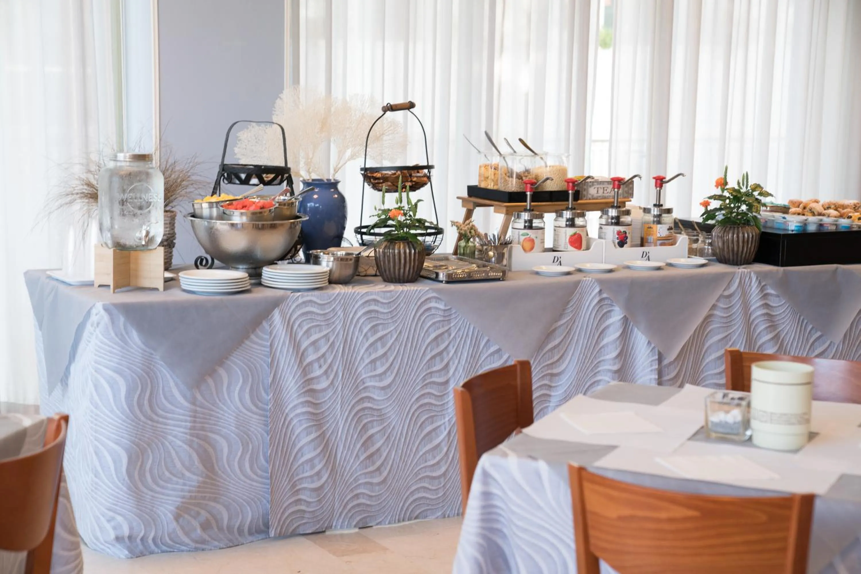 Buffet breakfast in Hotel Singapore