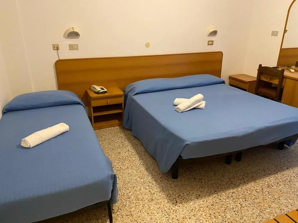 Bed in Hotel Singapore