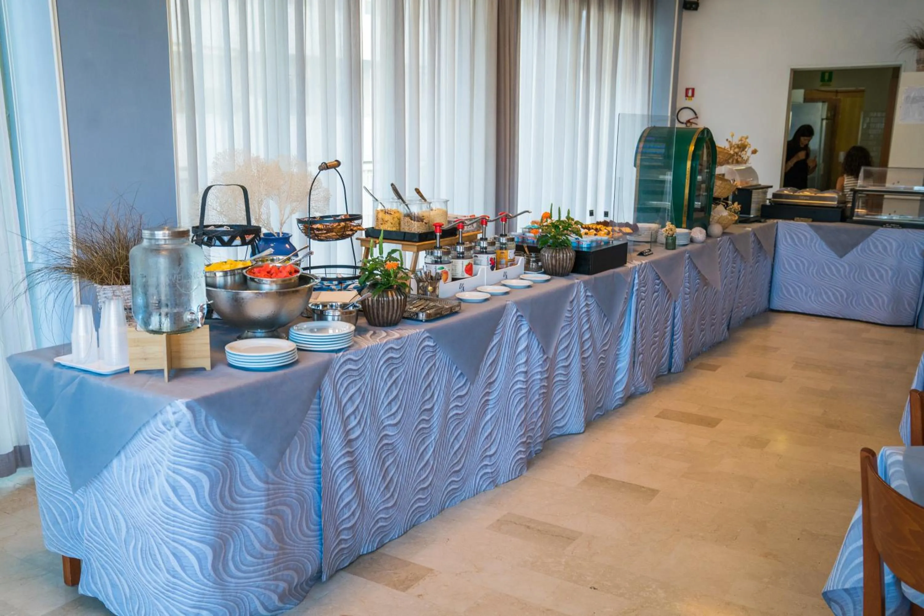 Continental breakfast in Hotel Singapore