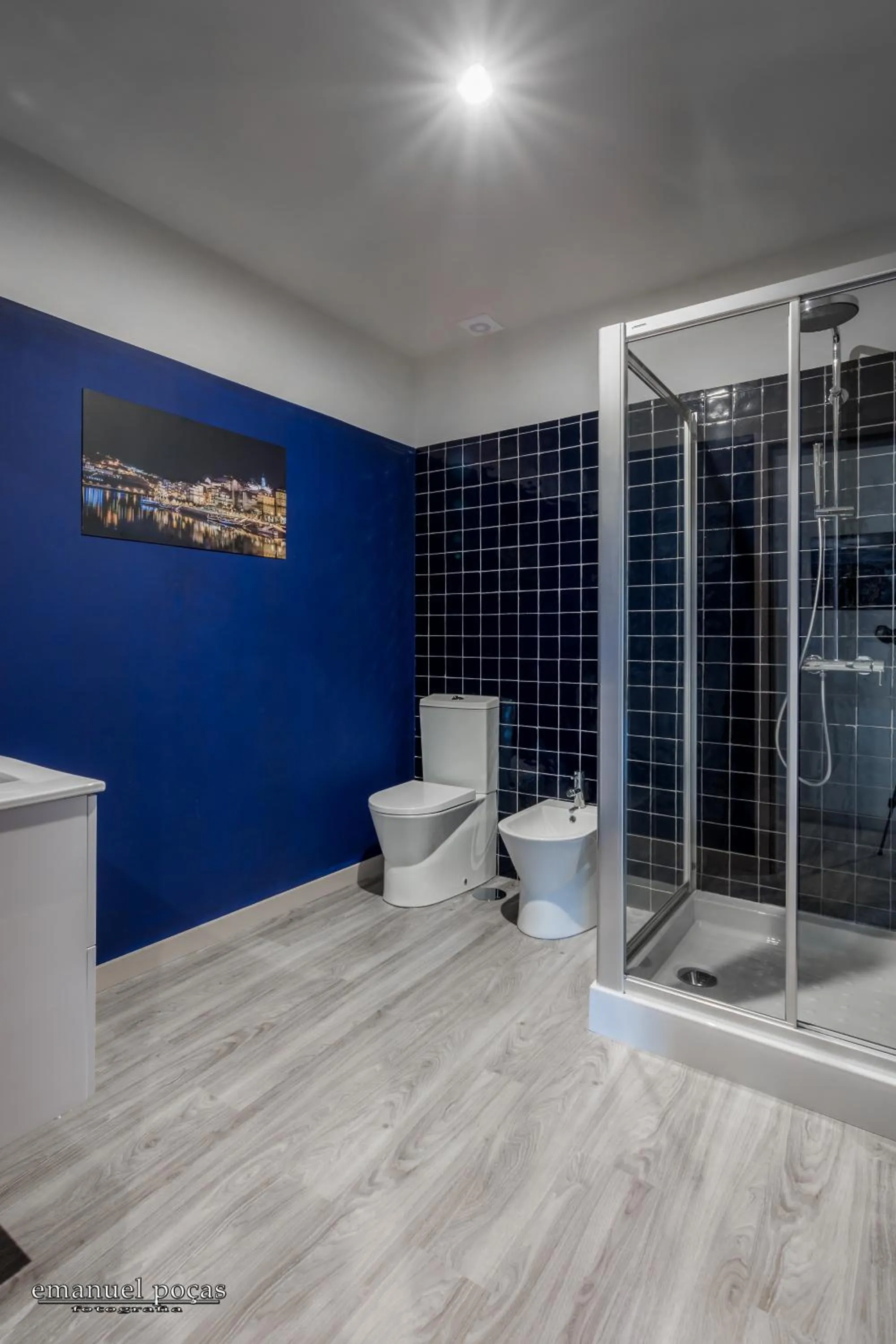 Bathroom in Passos Manuel by Innapartments