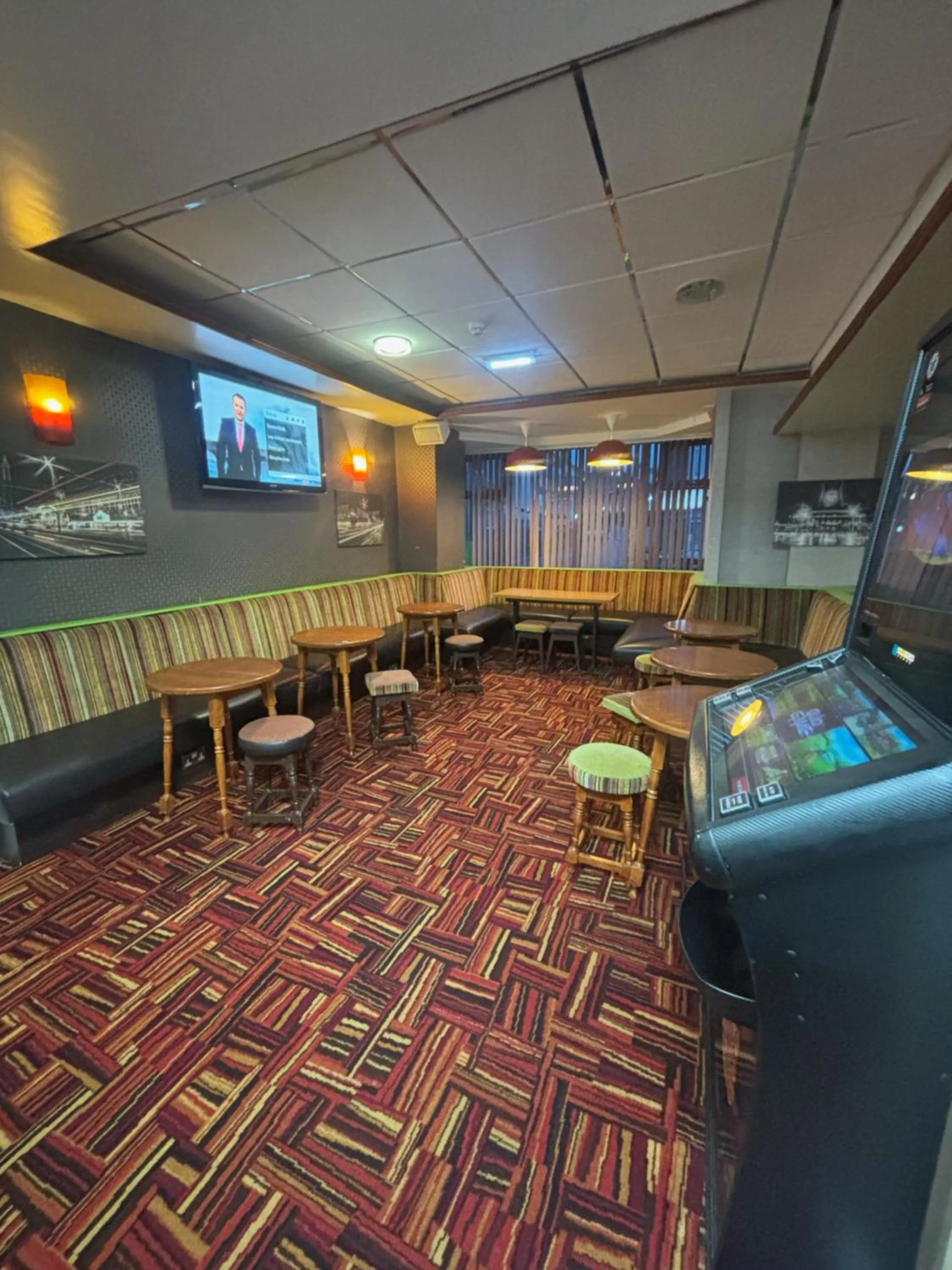 Lounge or bar in The Lawton