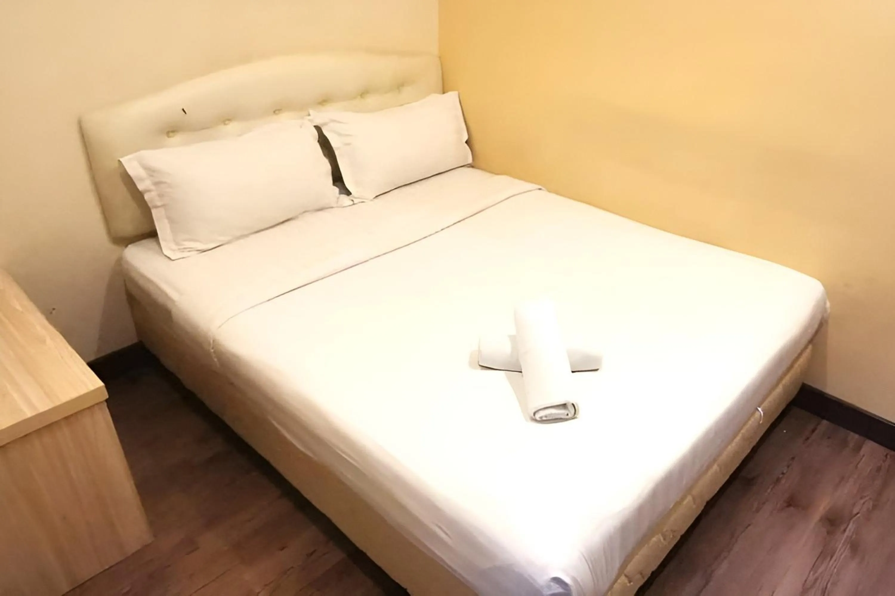 Bed in YP Boutique Hotel, Paradigm Mall Petaling Jaya