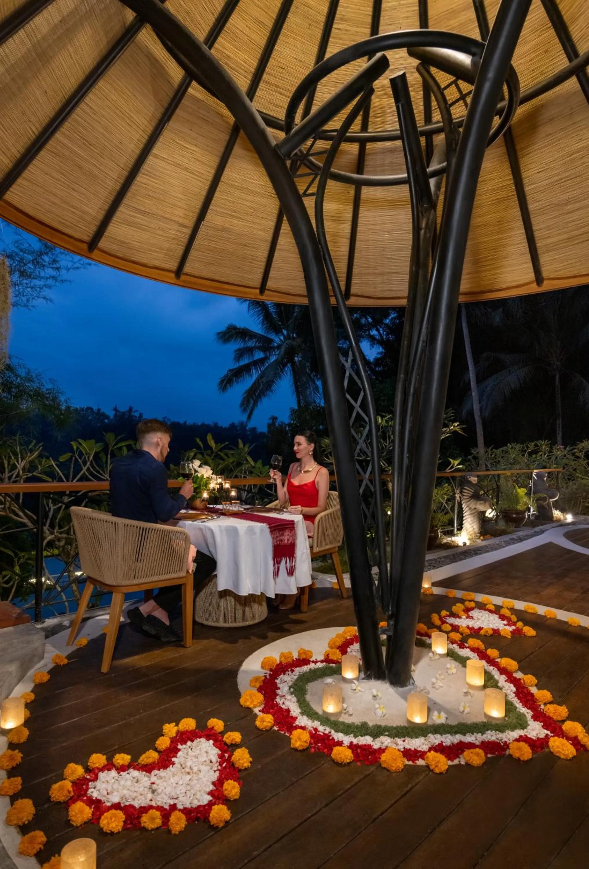 Restaurant/places to eat in Jannata Resort and Spa