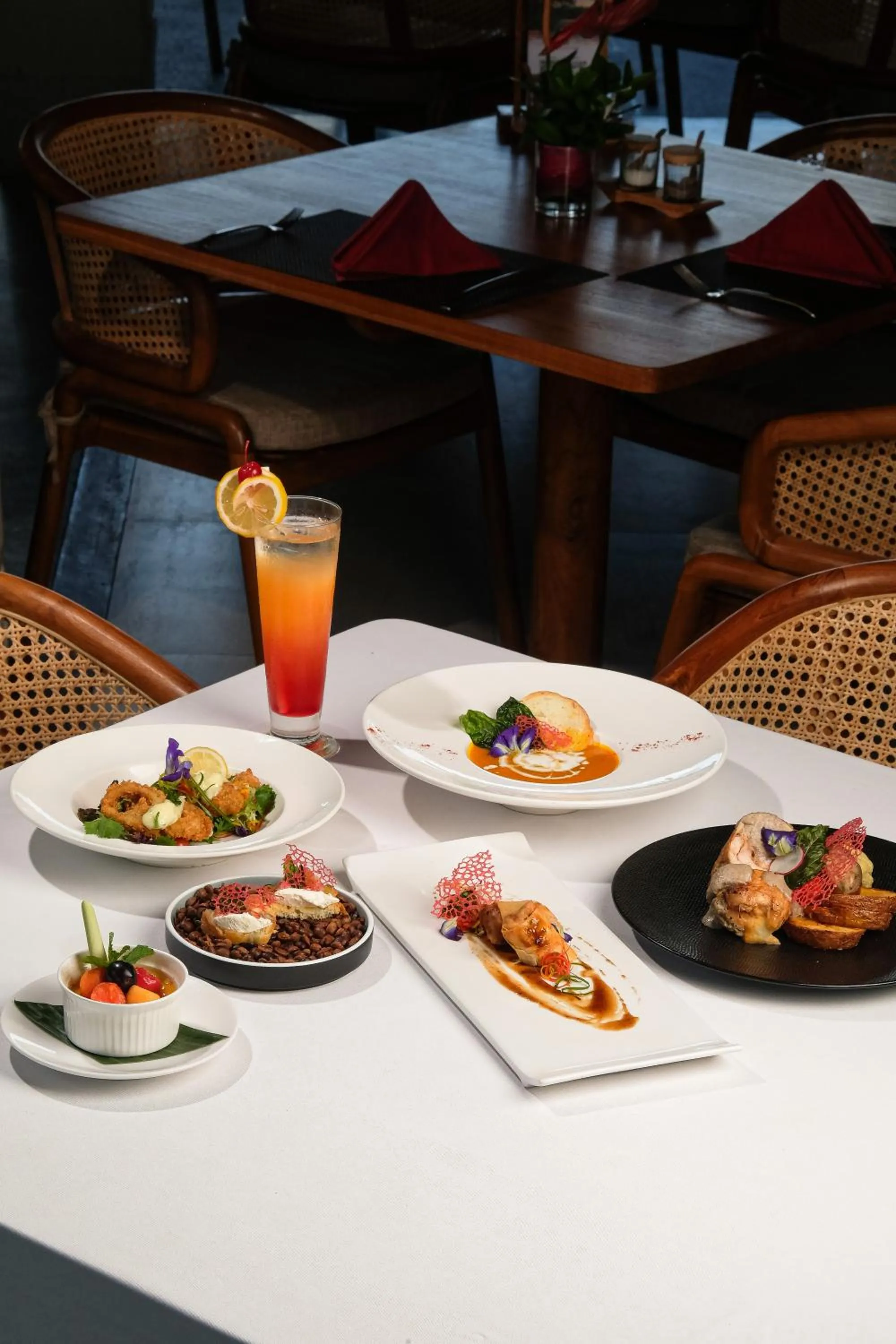 Restaurant/places to eat in Jannata Resort and Spa