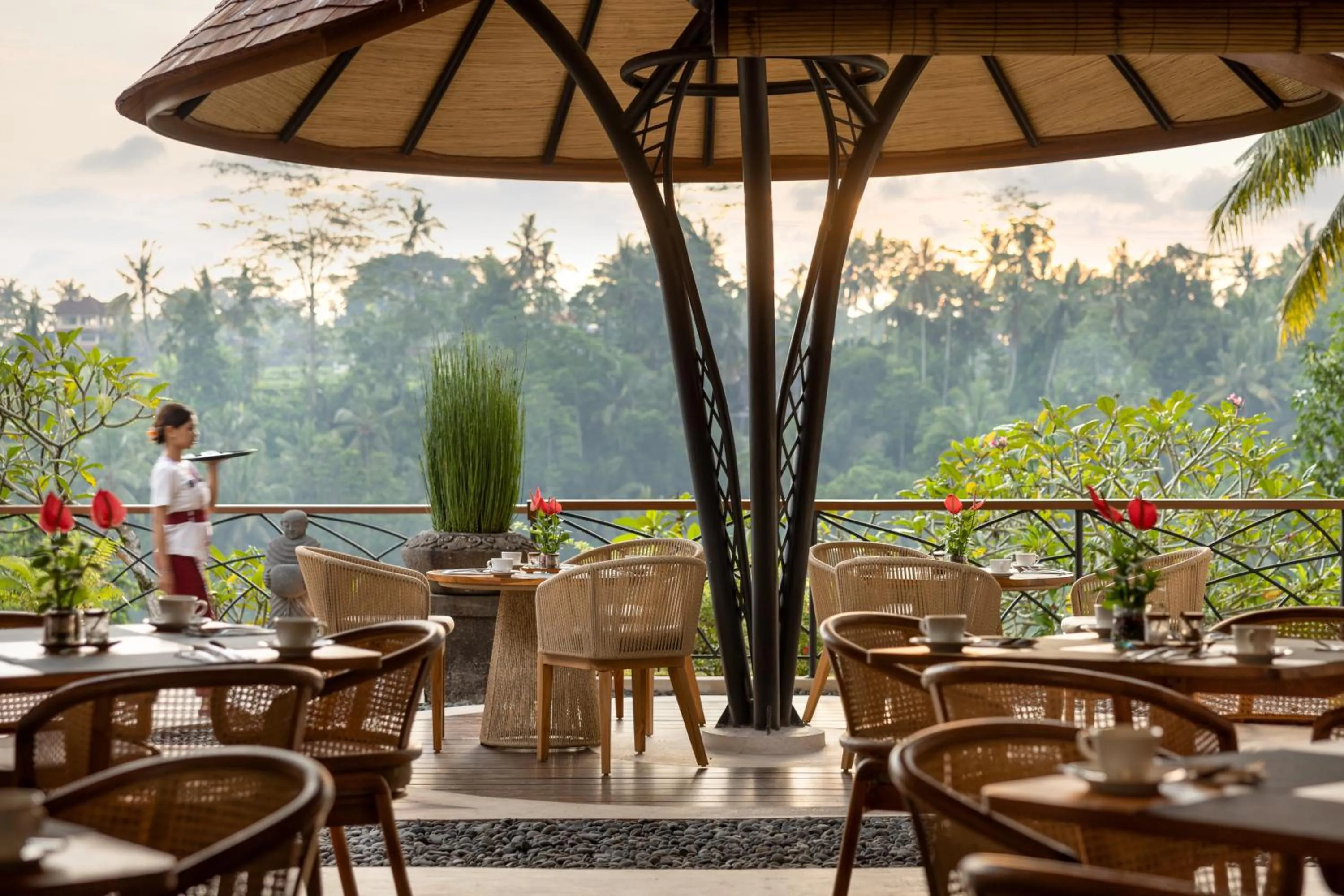 Restaurant/places to eat in Jannata Resort and Spa