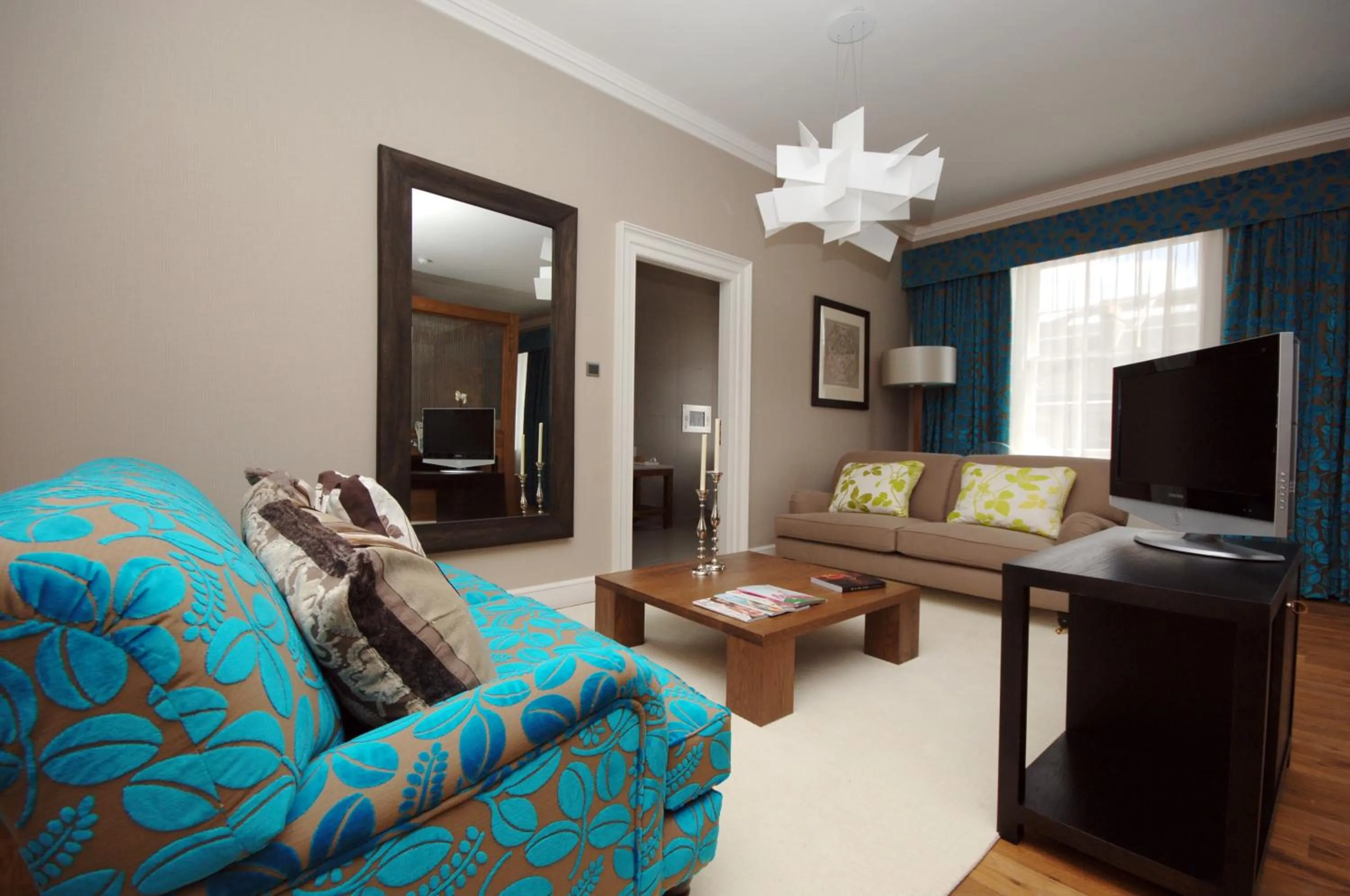 TV and multimedia in Tigerlily