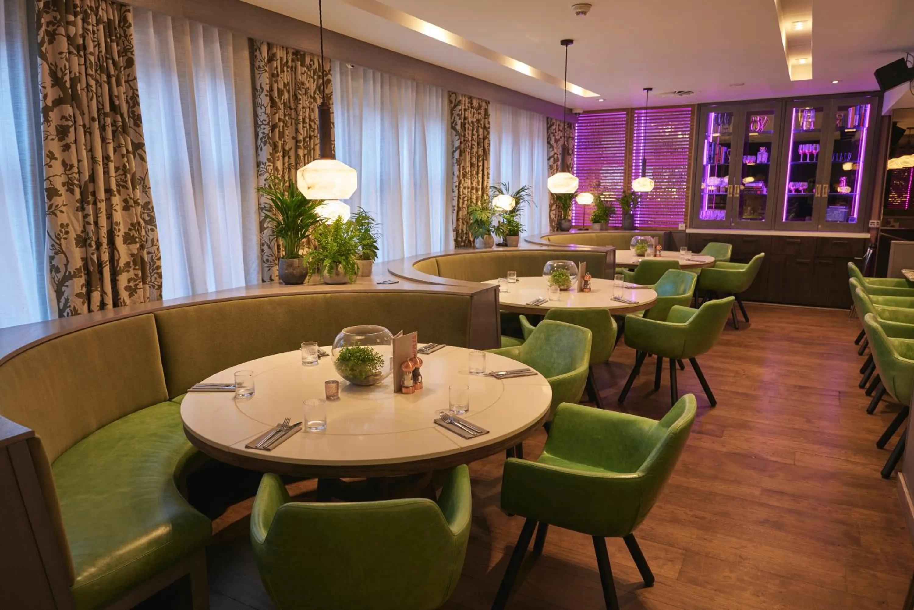 Restaurant/places to eat in Tigerlily