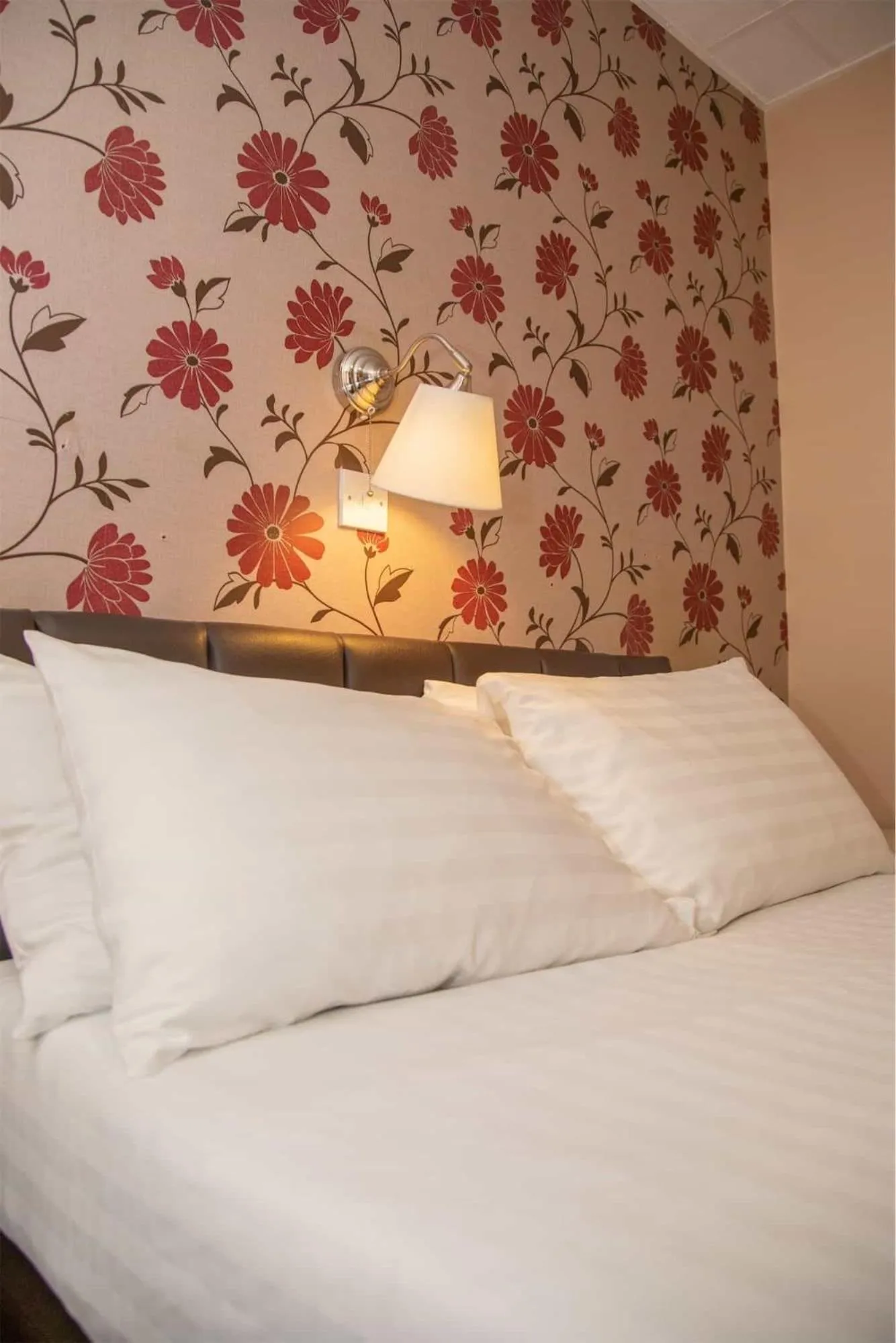 Bedroom, Bed in The Beechfield Hotel