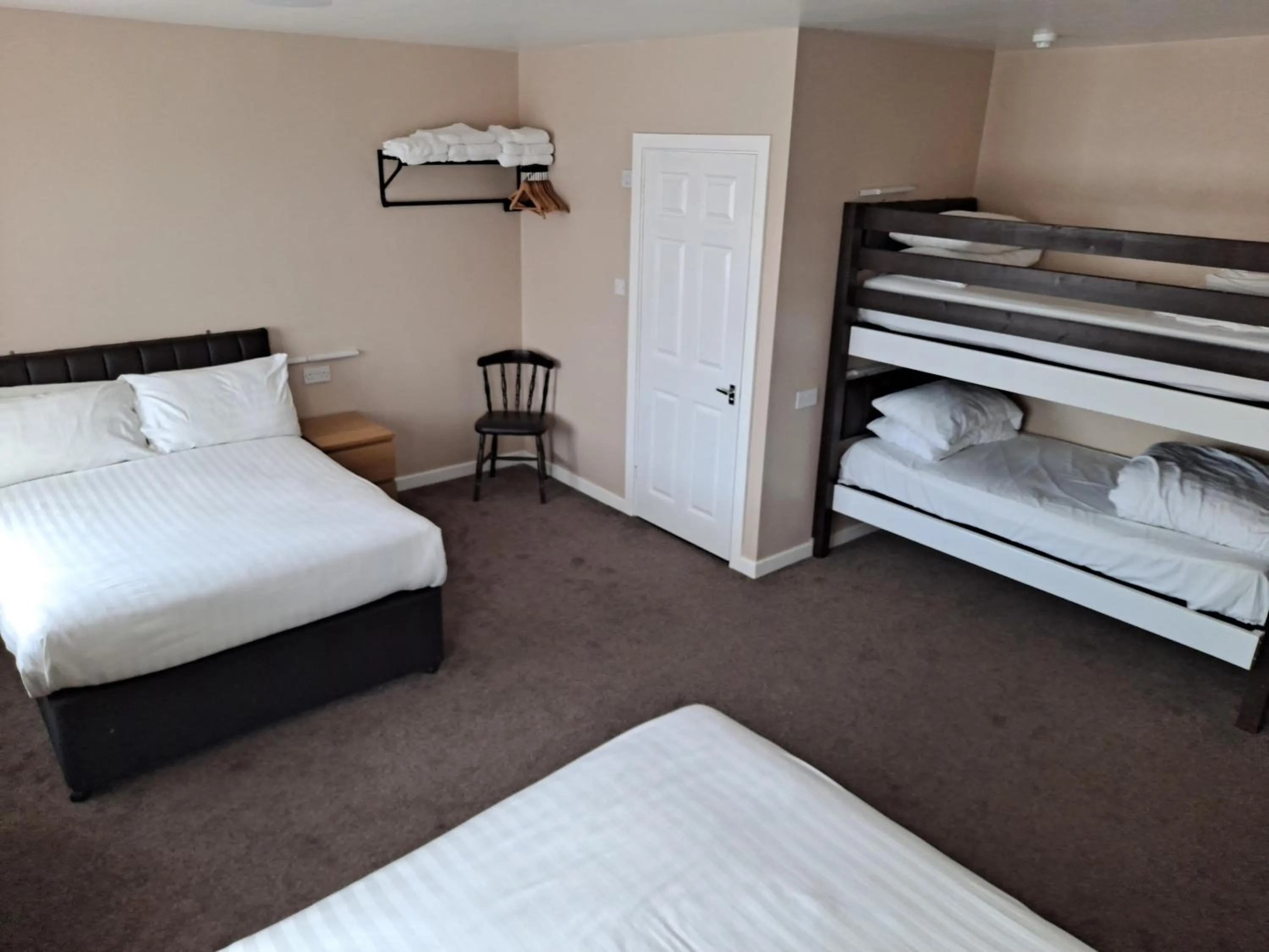 Photo of the whole room, Bed in The Beechfield Hotel