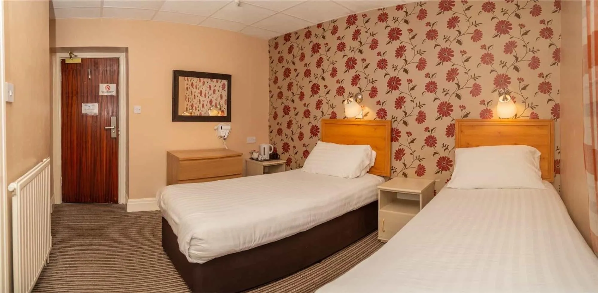 Bedroom, Bed in The Beechfield Hotel