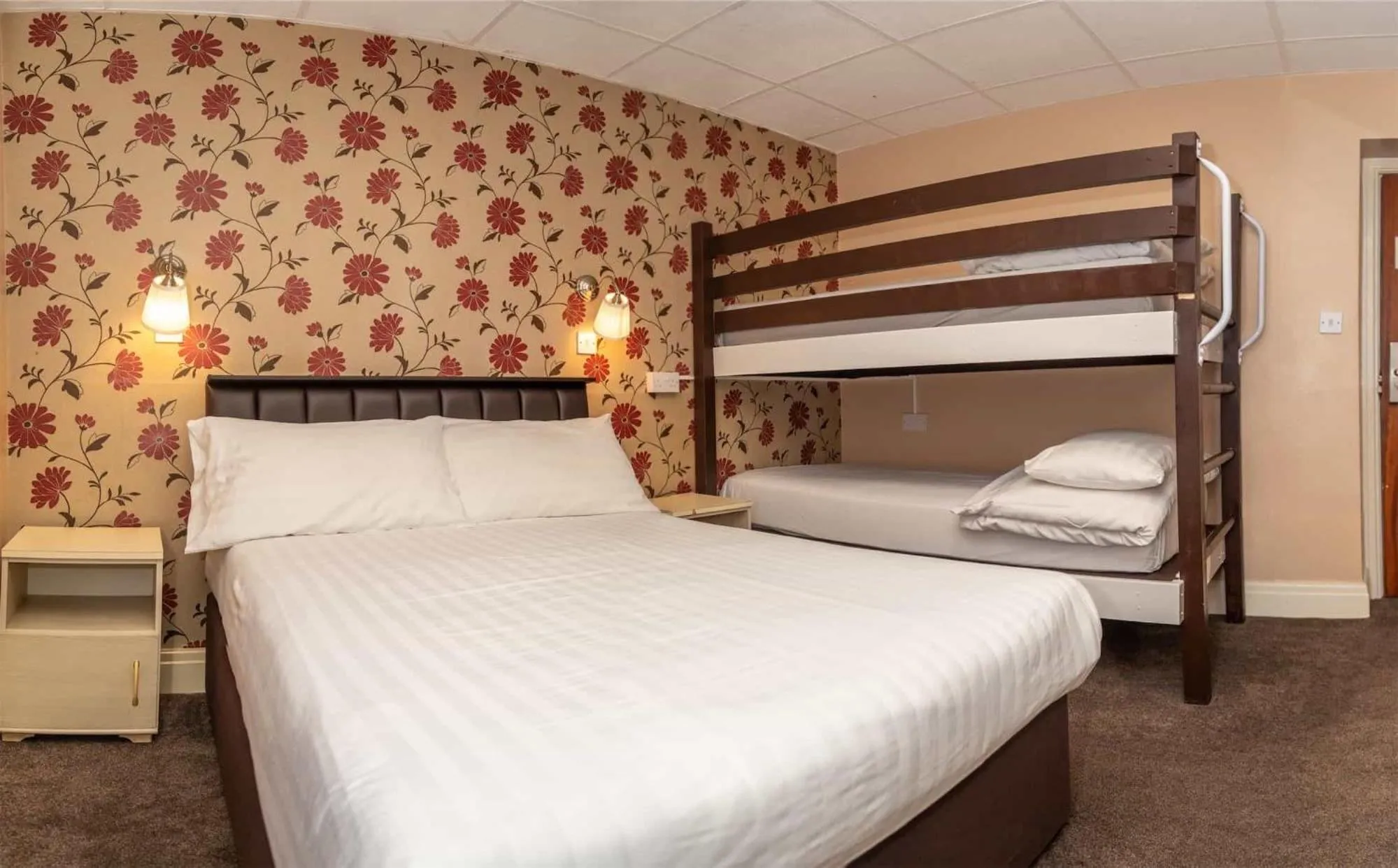 Bedroom, Bed in The Beechfield Hotel