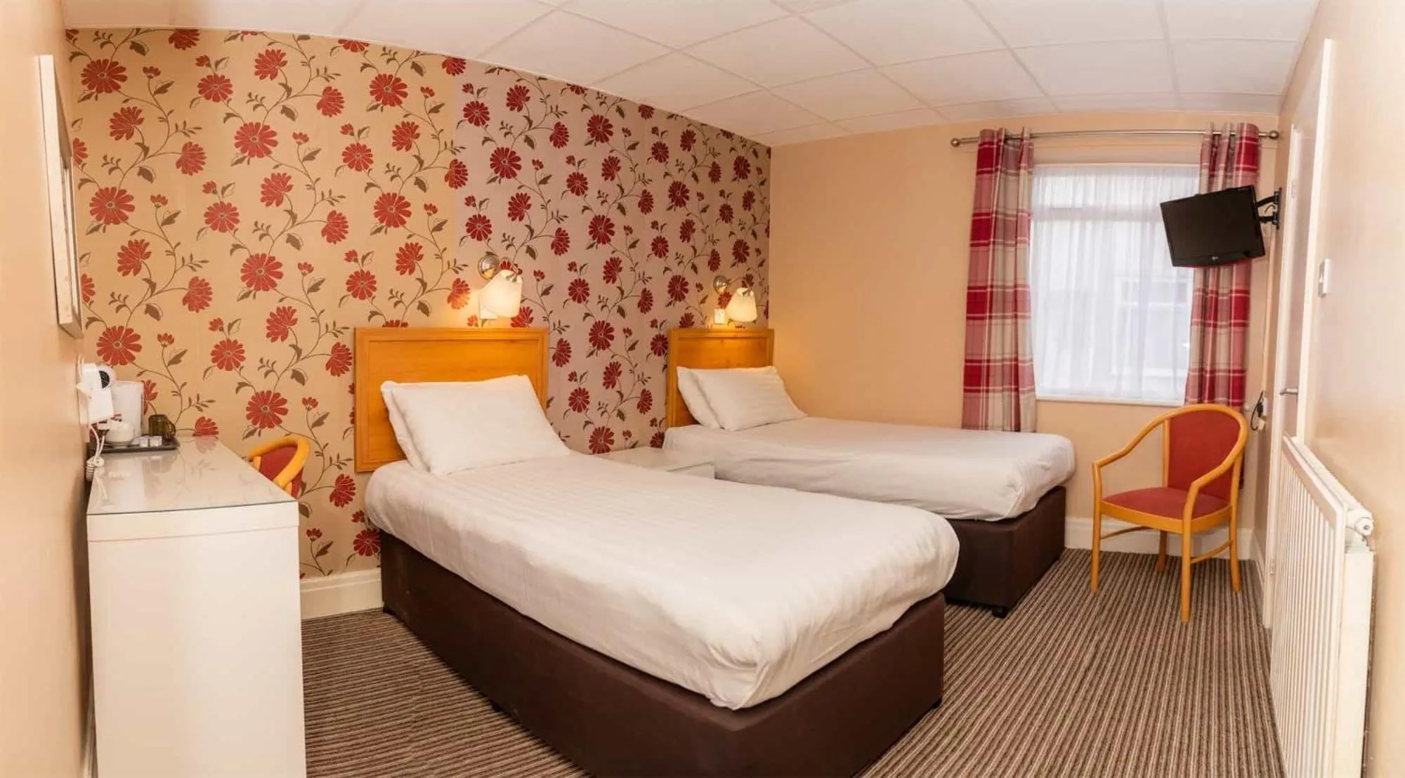 Bedroom, Bed in The Beechfield Hotel