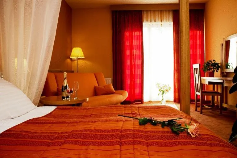 Bed in Hotel - Restaurant Gonduzo