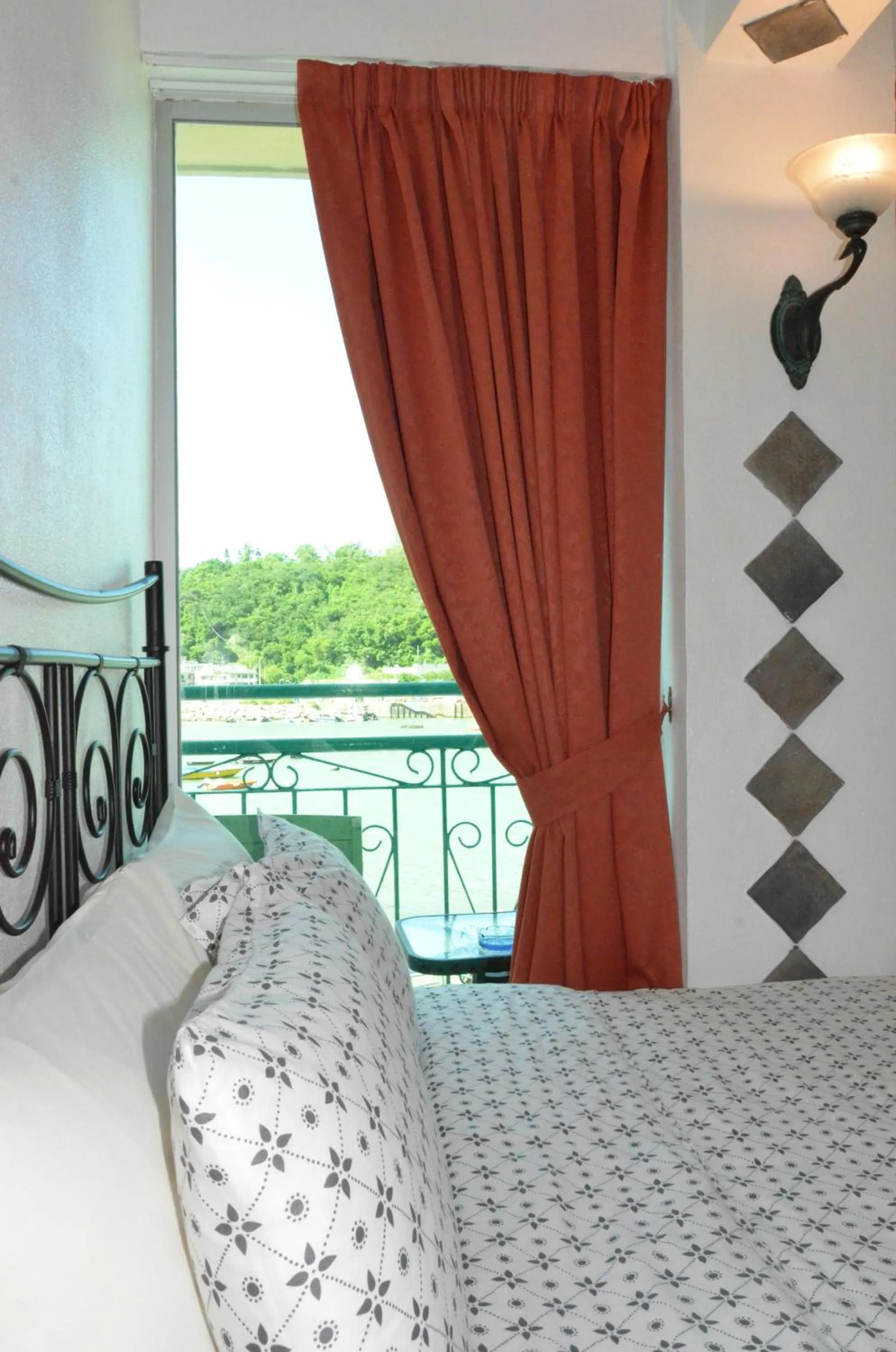 Double Room with Balcony and Sea View in Bali Holiday Resort