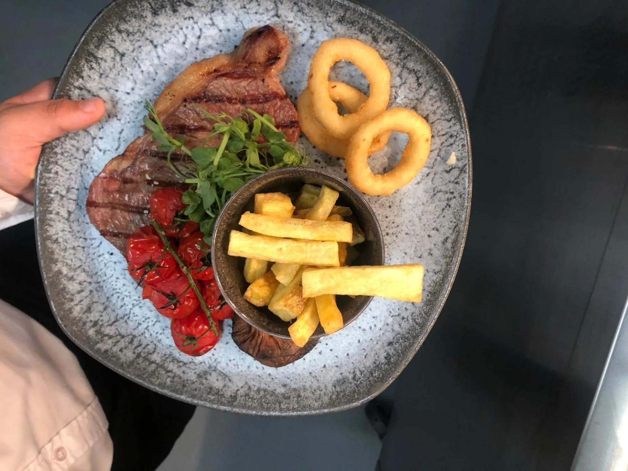 Dinner in The Ship Inn - Winner Best Hotel Experience 2024 Visit Scotland