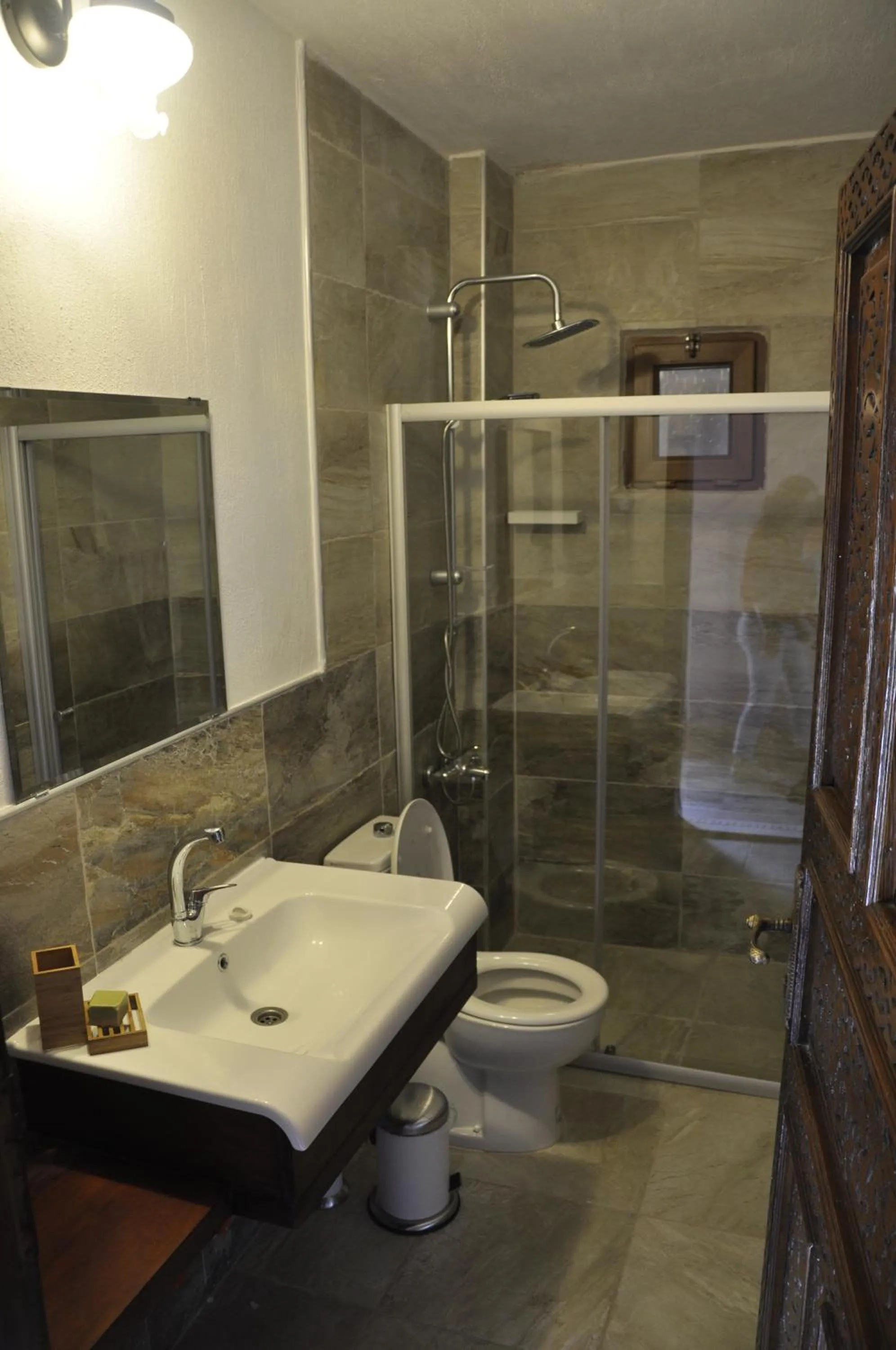 Shower in Taş Avlu Butik Otel