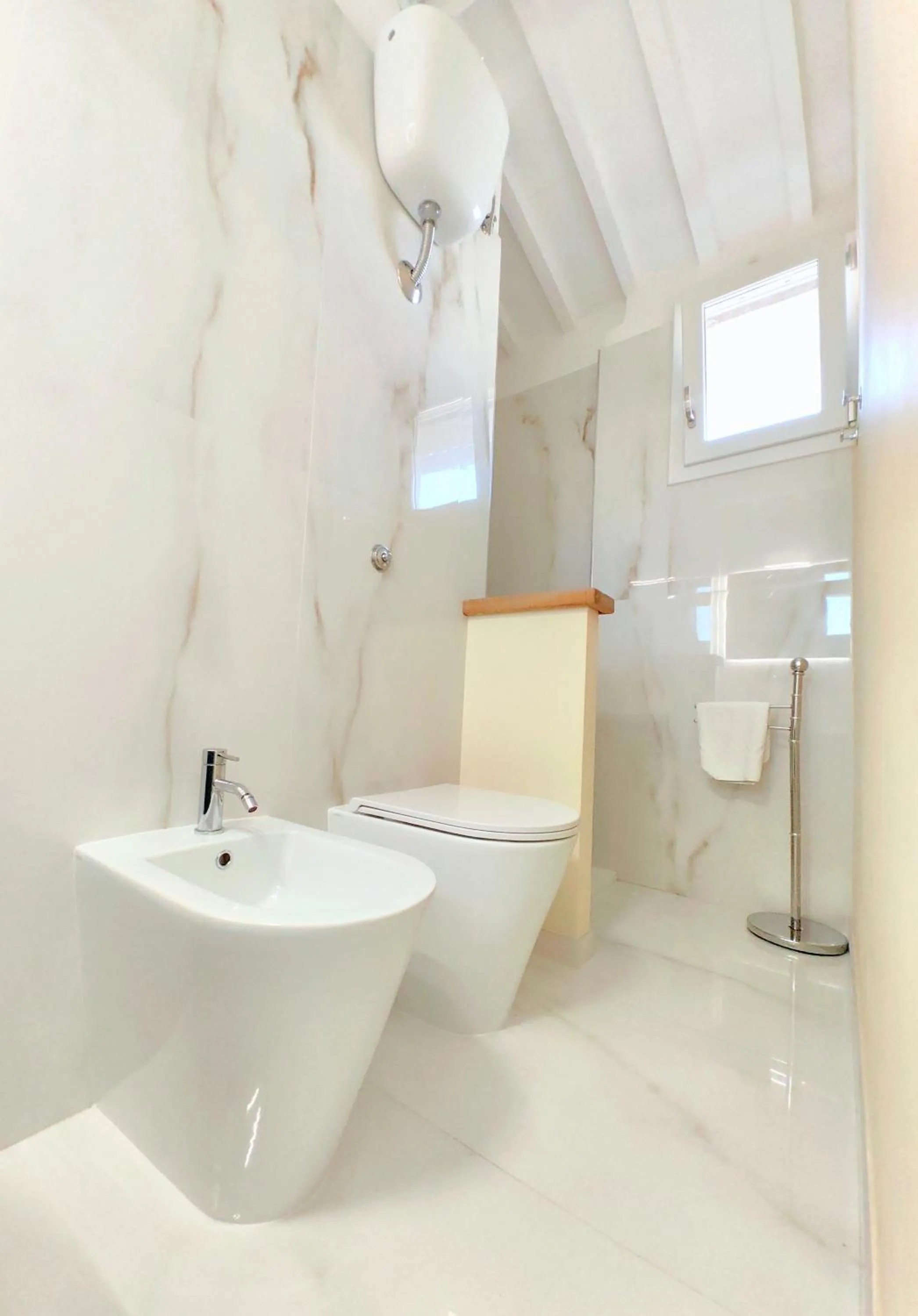 Toilet in My Guest in Florence