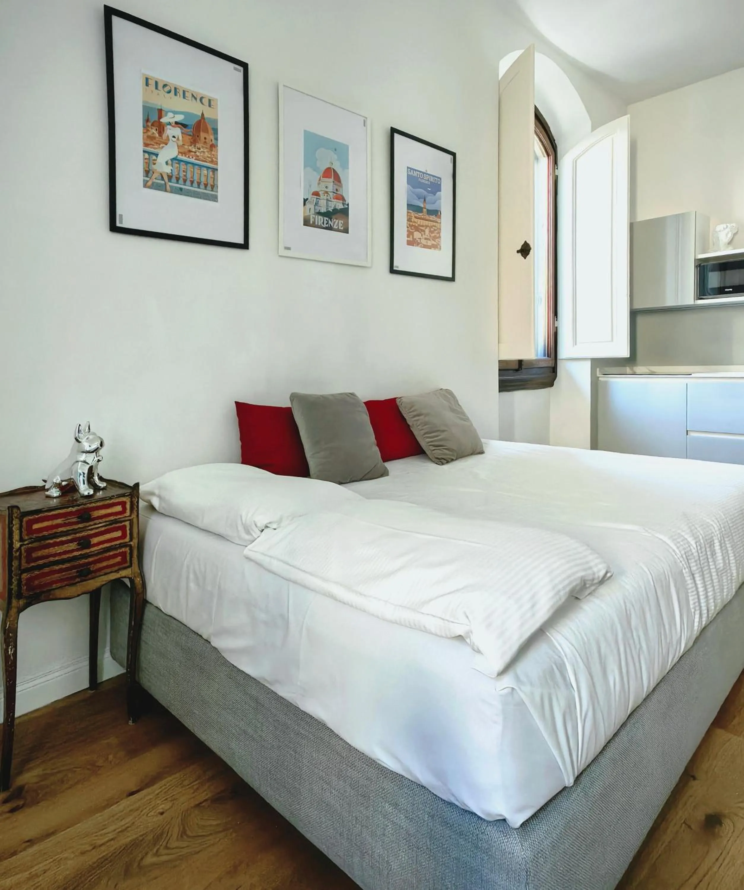 Living room, Bed in My Guest in Florence