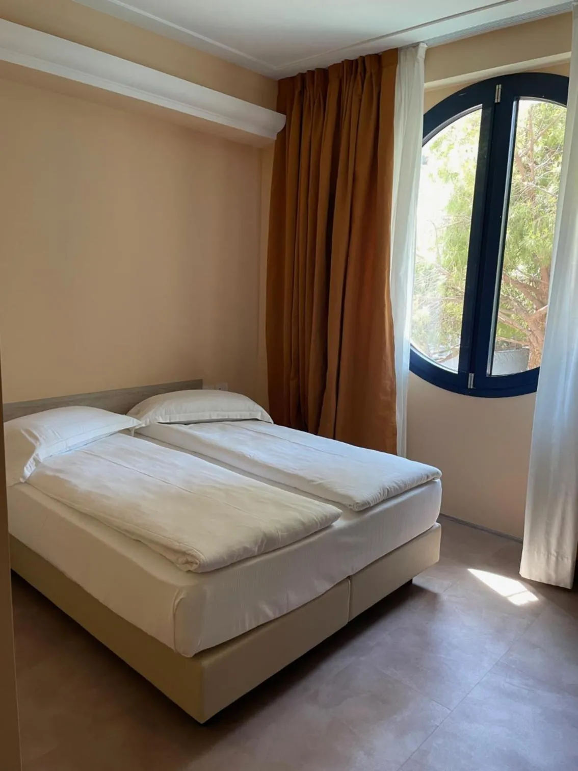 Bed in Grand Hotel Astoria