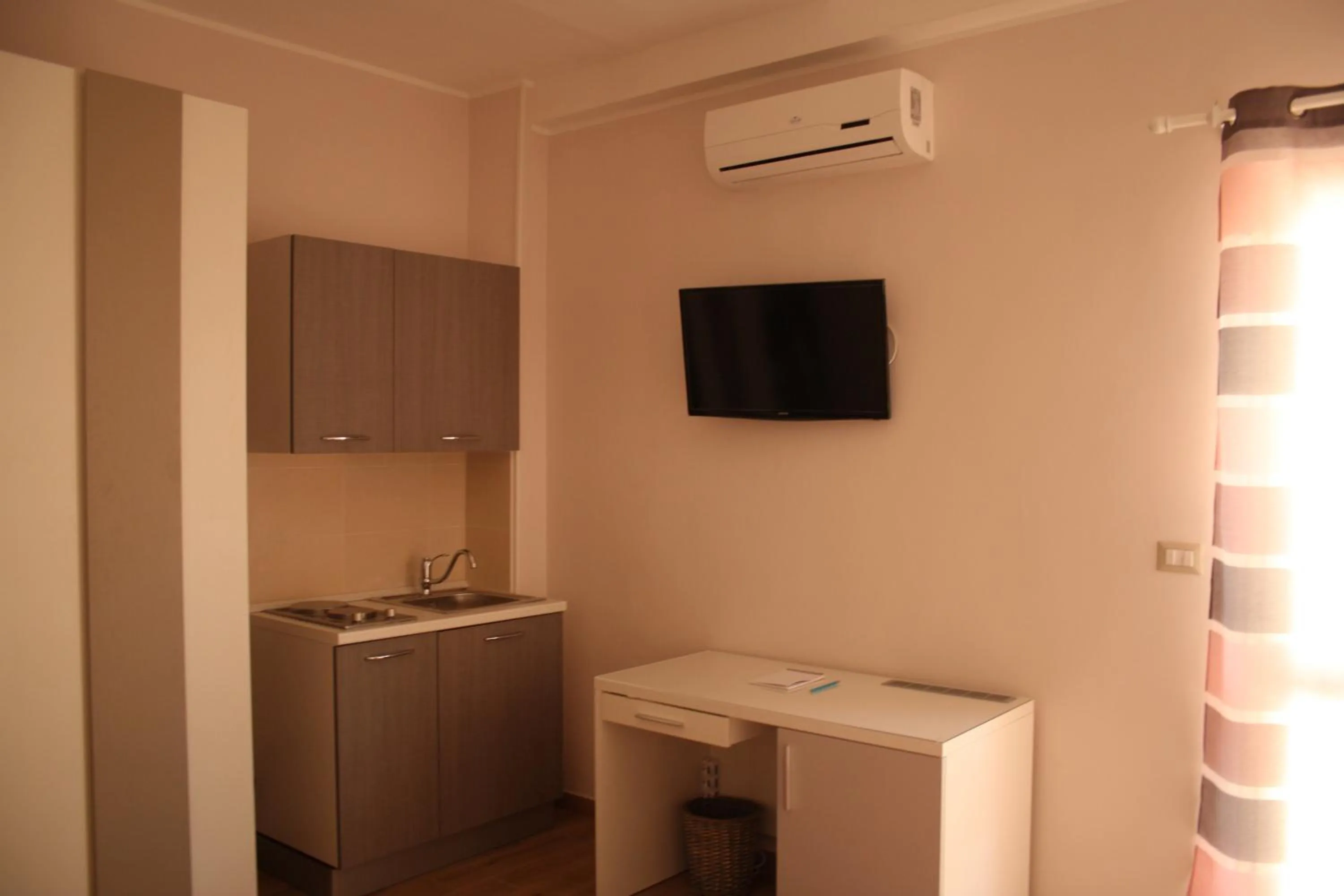 Kitchen or kitchenette in San Andreas Suites