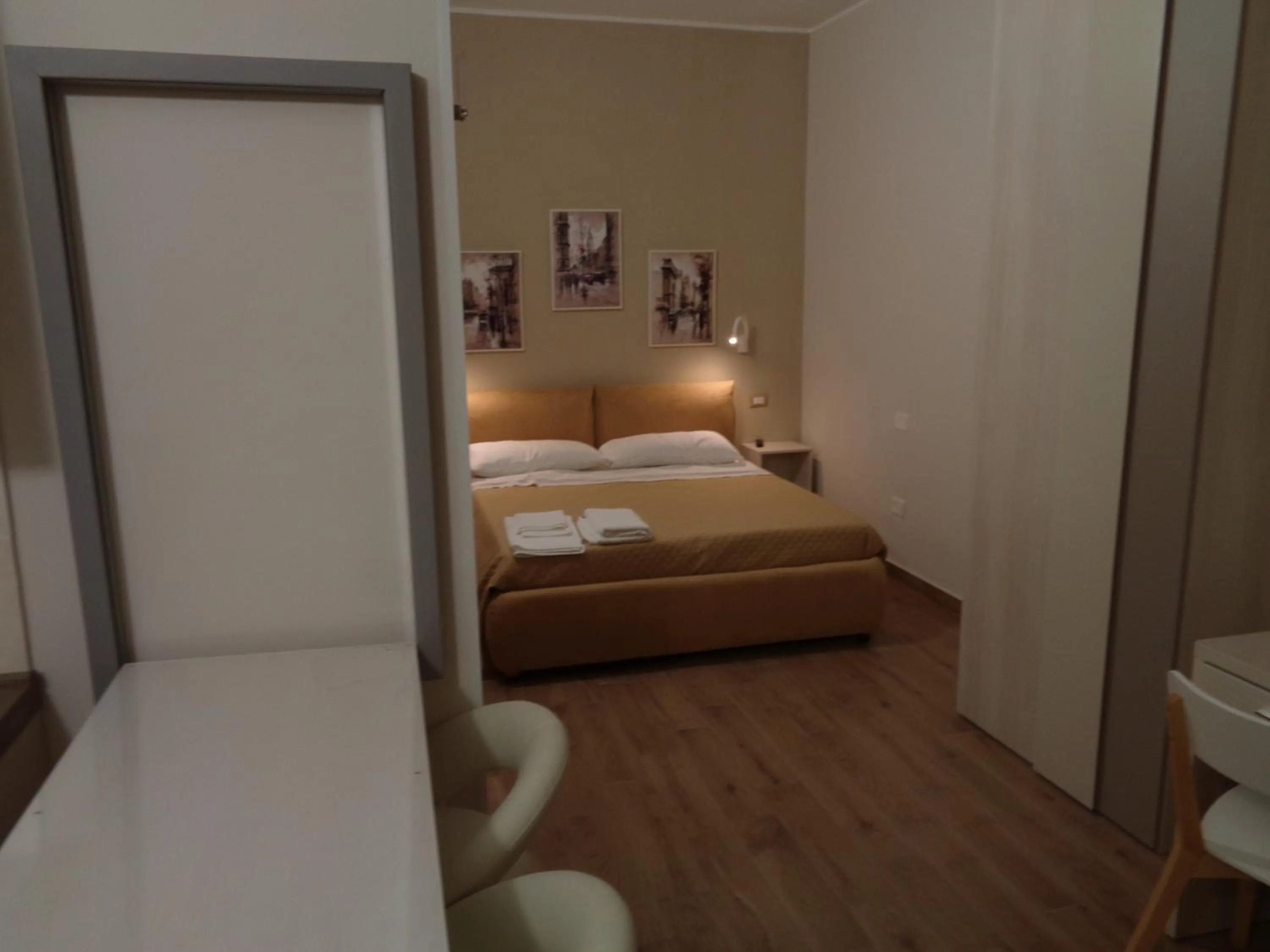 Bedroom in San Andreas Suites