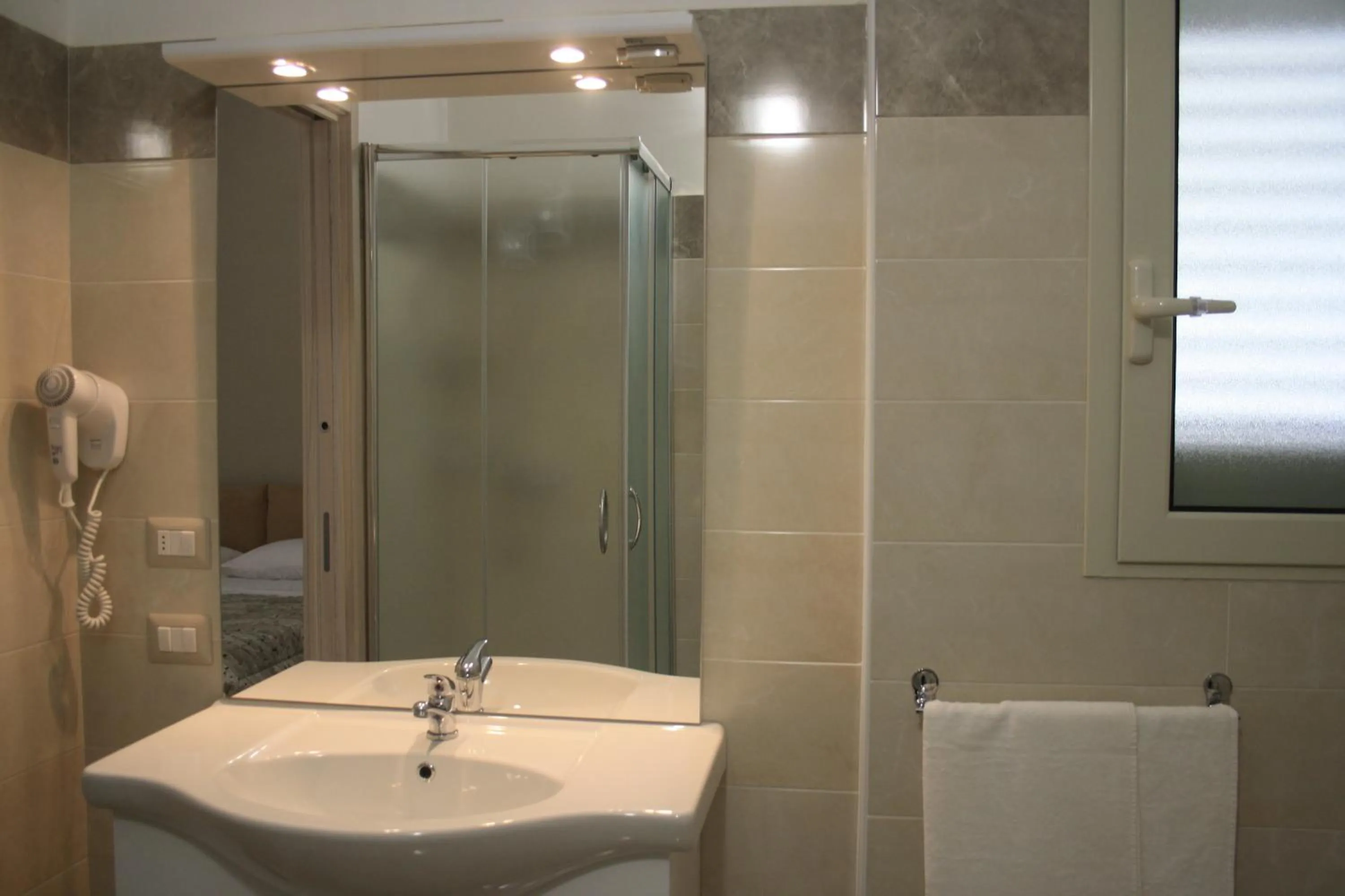 Bathroom in San Andreas Suites