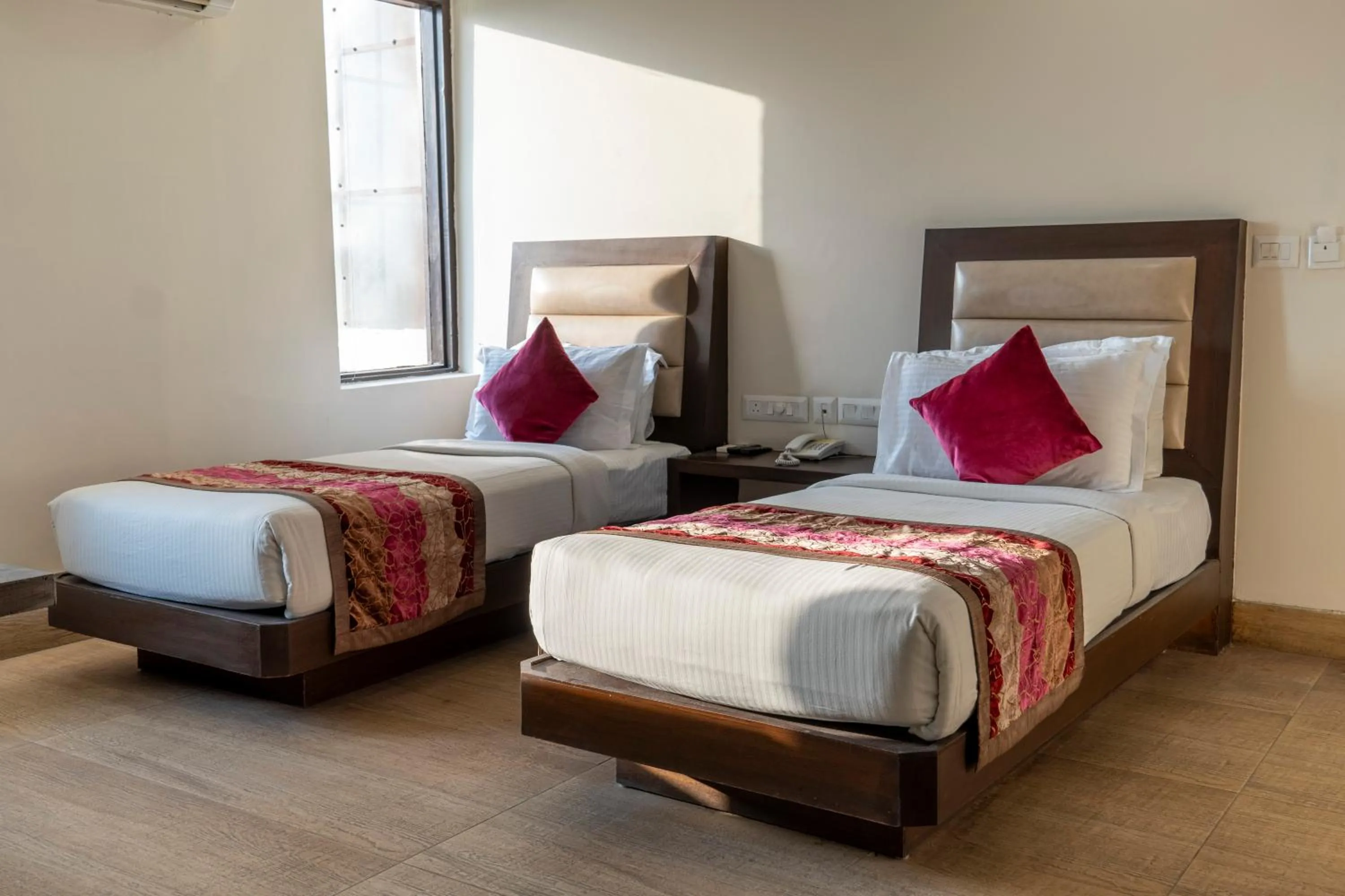 Bed in Hotel Central Palace