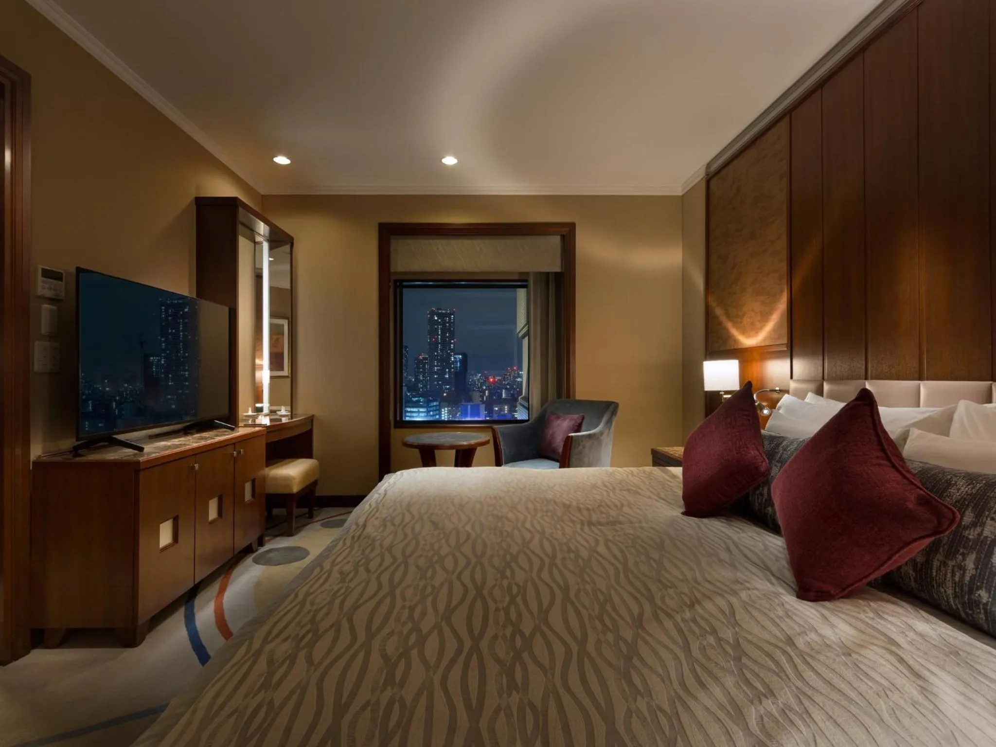 Bed in Hotel Metropolitan Tokyo Ikebukuro