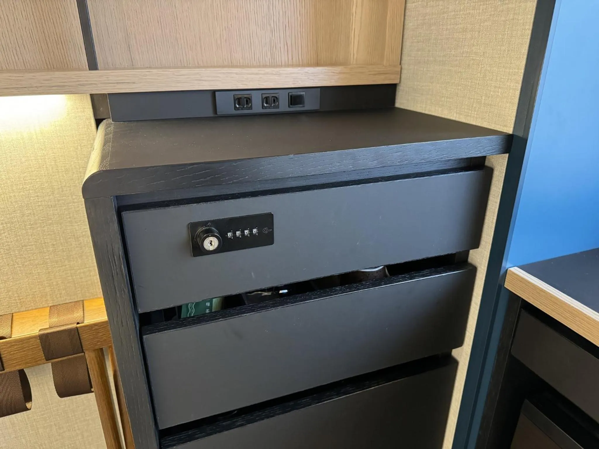 safe in Hotel Metropolitan Tokyo Ikebukuro