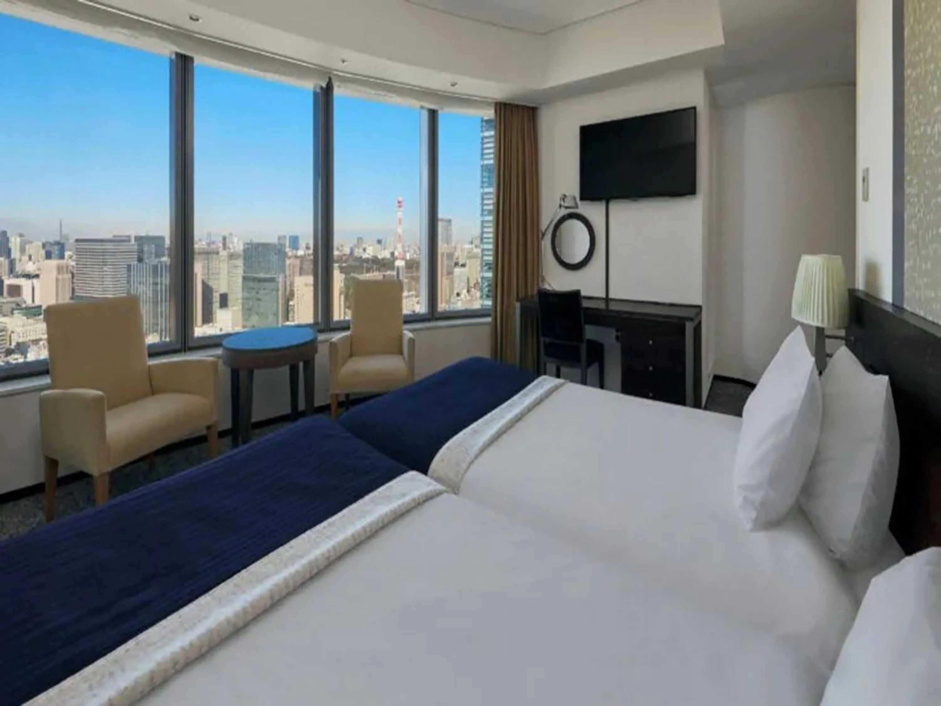 Photo of the whole room, Bed in Park Hotel Tokyo