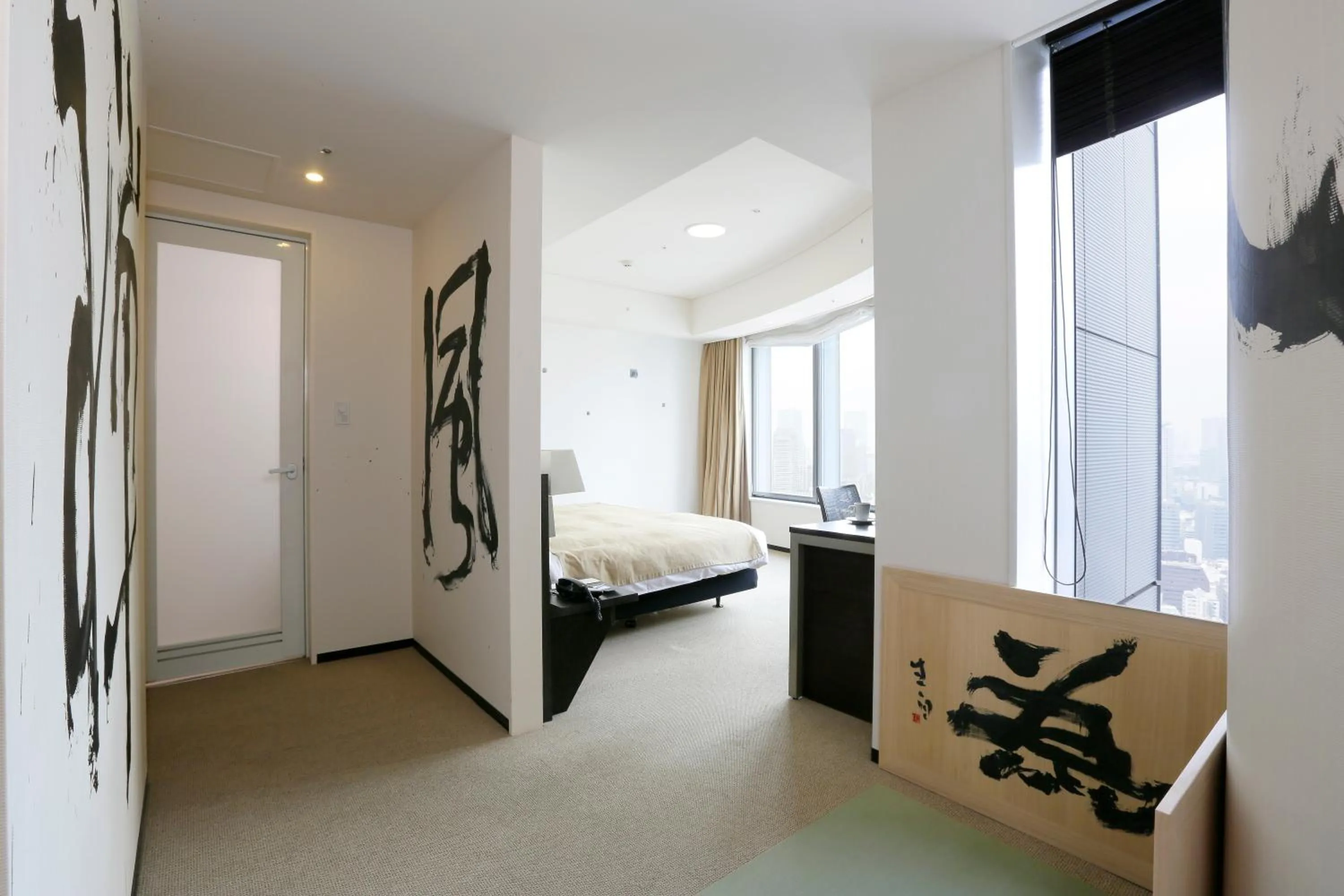 Photo of the whole room, Bed in Park Hotel Tokyo