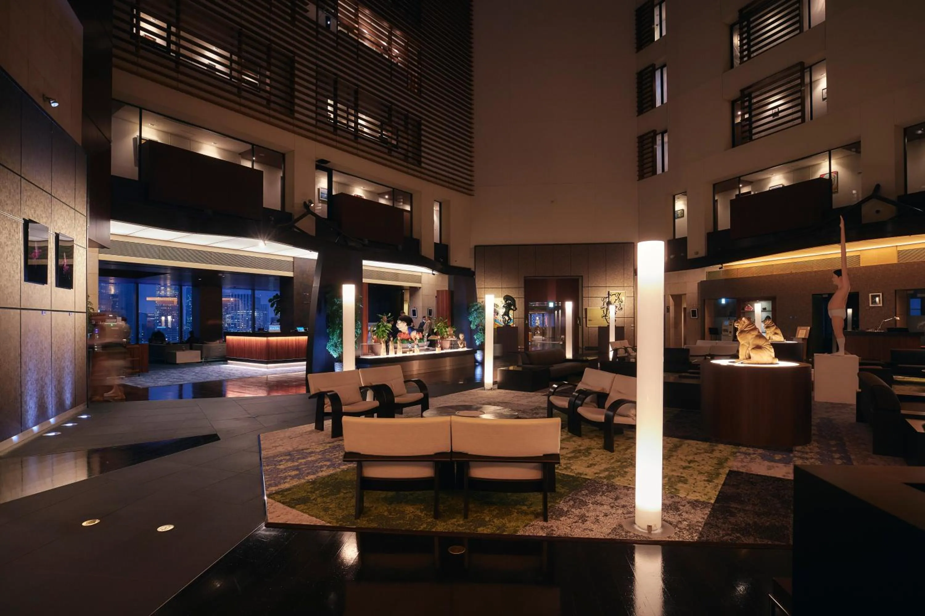 Night in Park Hotel Tokyo