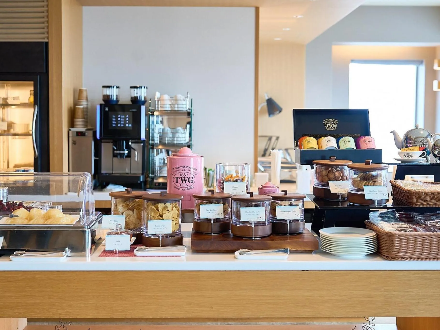 Food and drinks in Cerulean Tower Tokyu Hotel, A Pan Pacific Partner Hotel